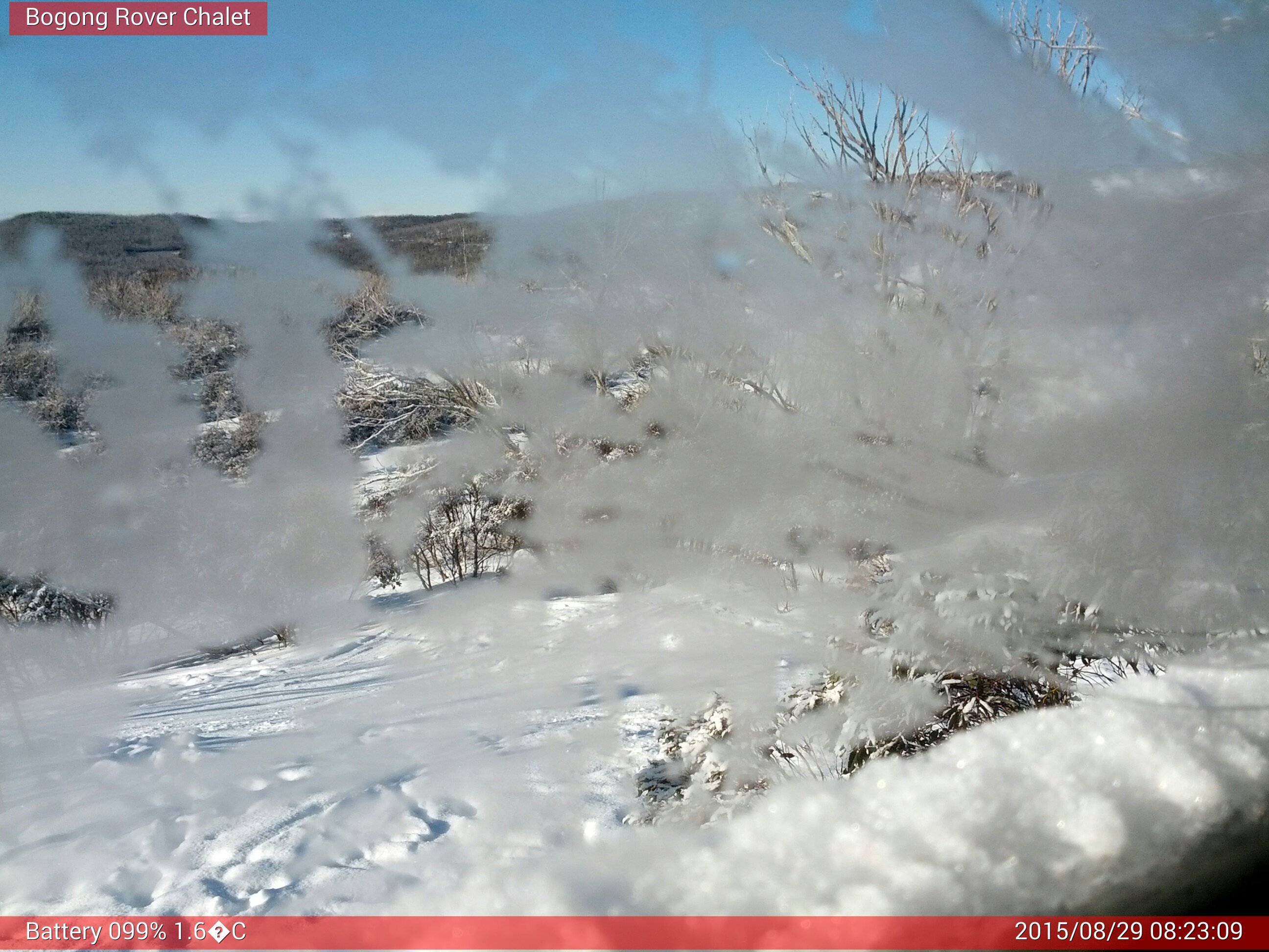 Bogong Web Cam 8:23am Saturday 29th of August 2015