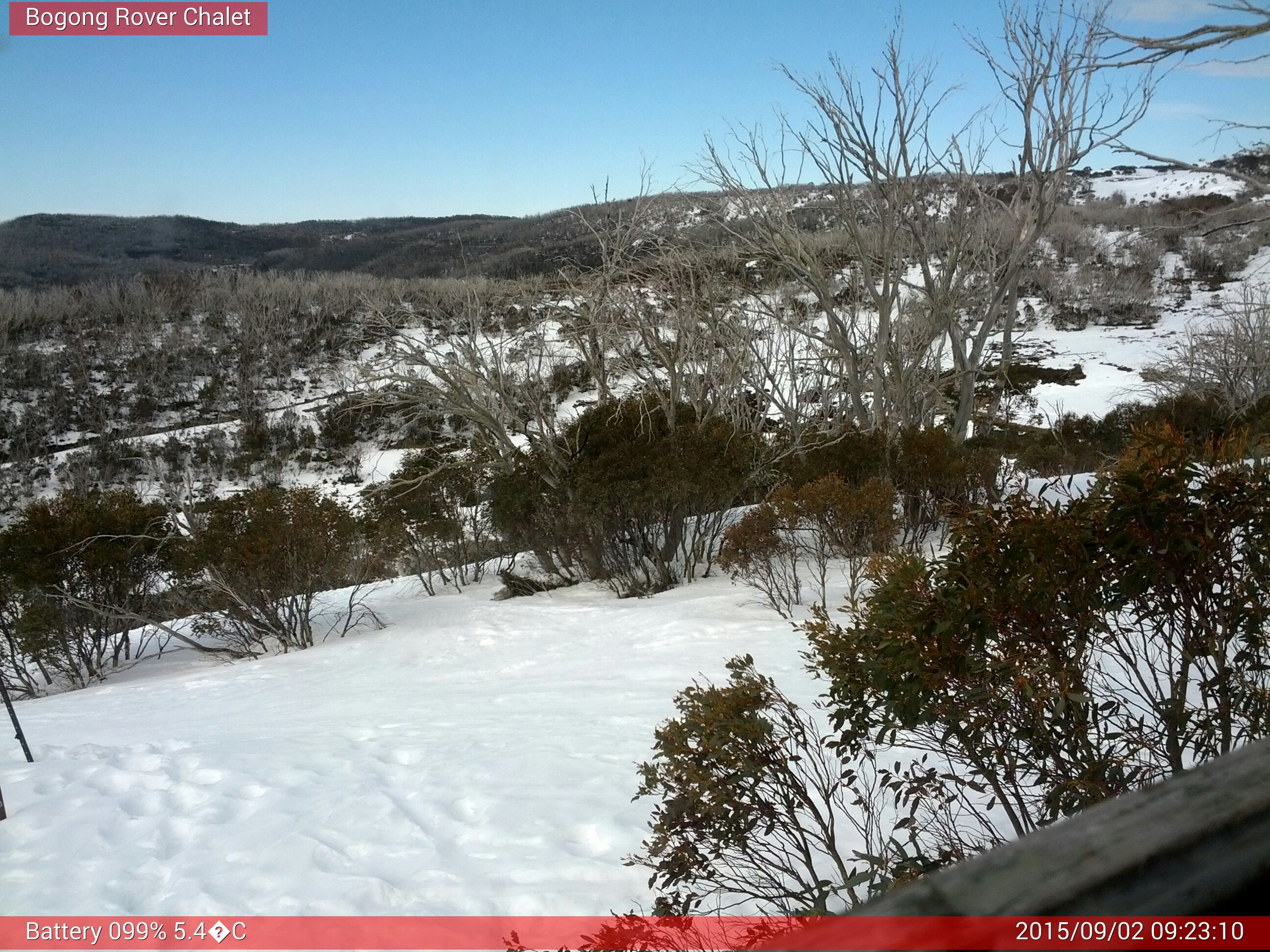 Bogong Web Cam 9:23am Wednesday 2nd of September 2015