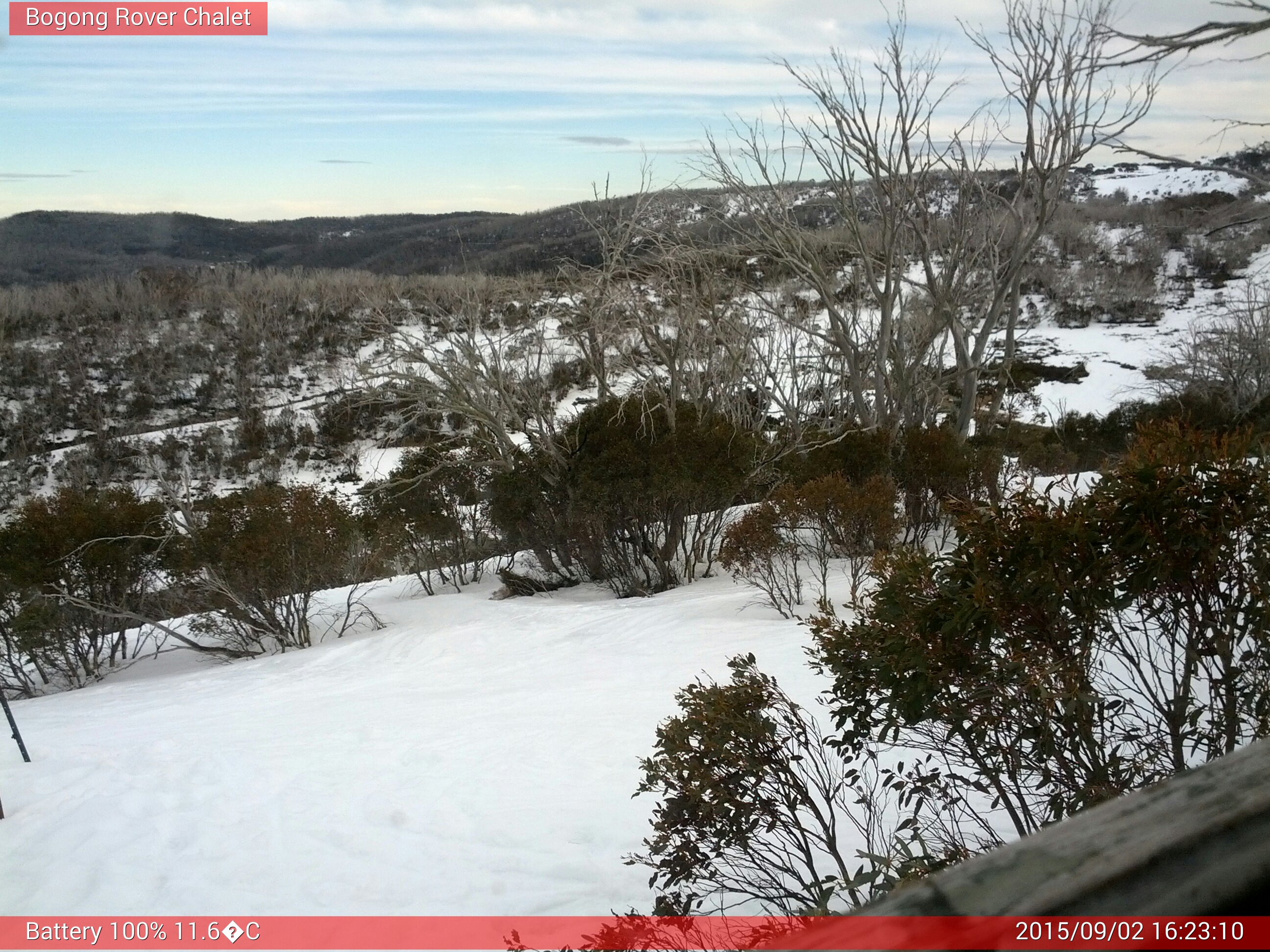 Bogong Web Cam 4:23pm Wednesday 2nd of September 2015