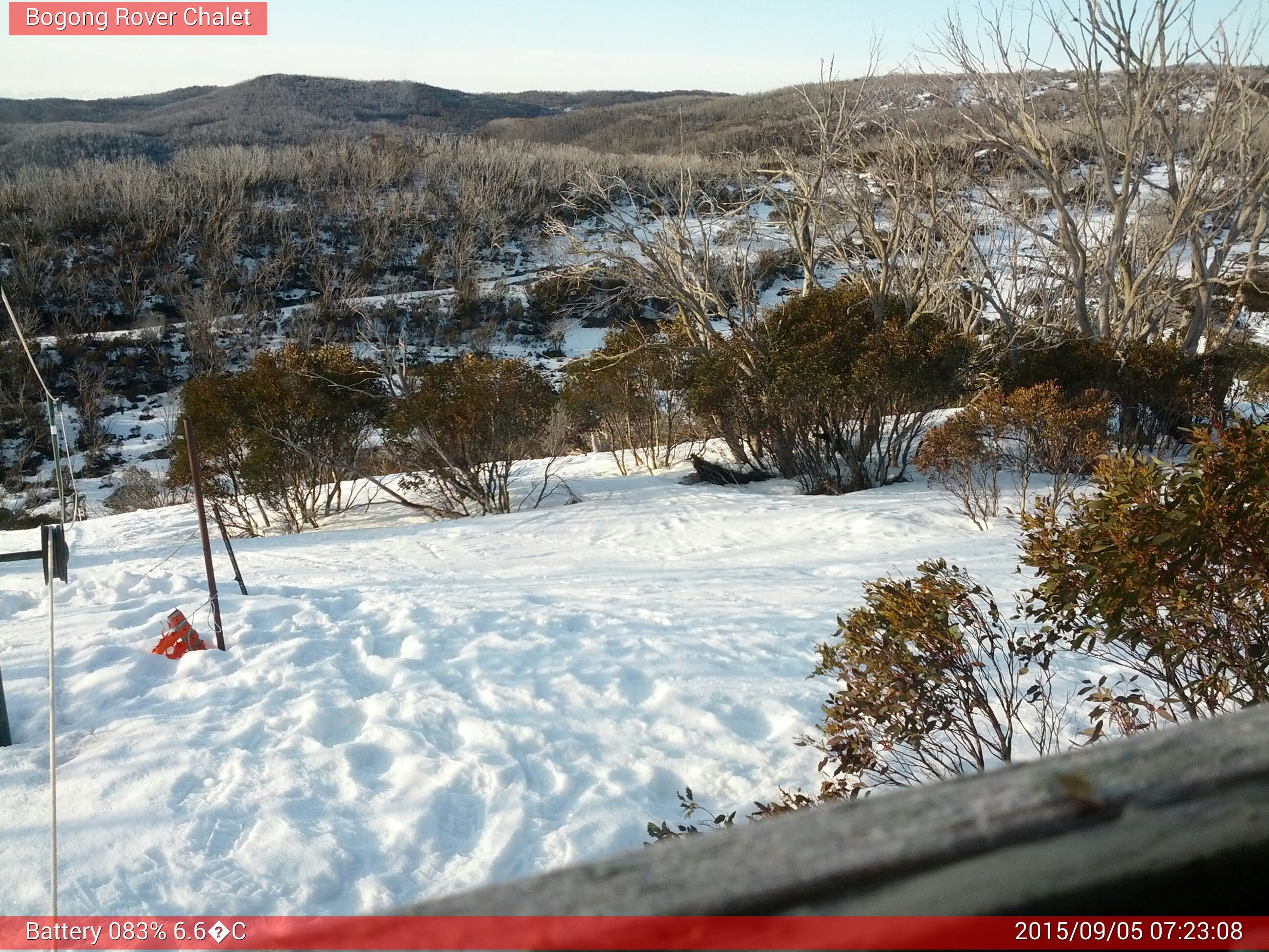 Bogong Web Cam 7:23am Saturday 5th of September 2015