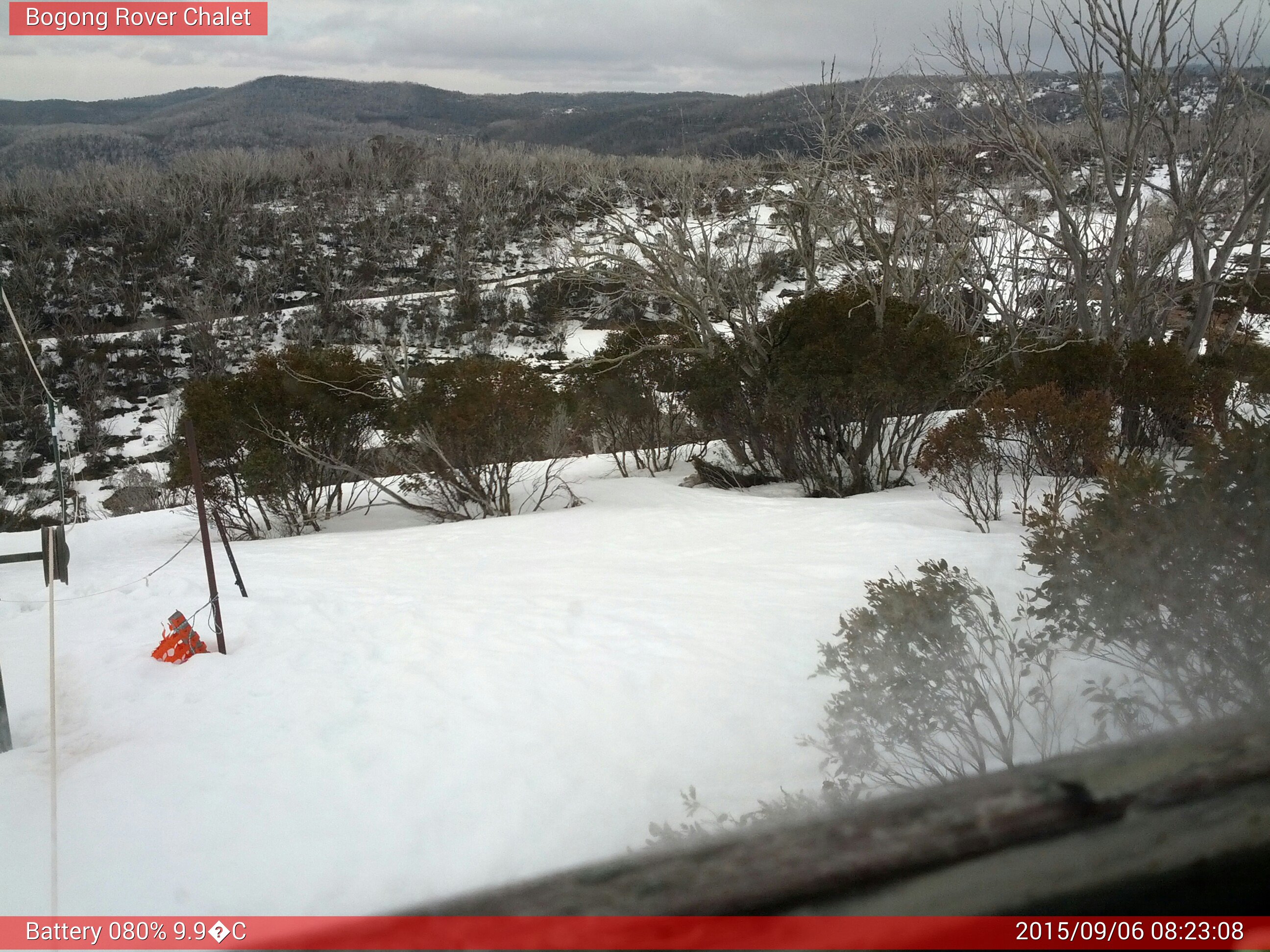 Bogong Web Cam 8:23am Sunday 6th of September 2015