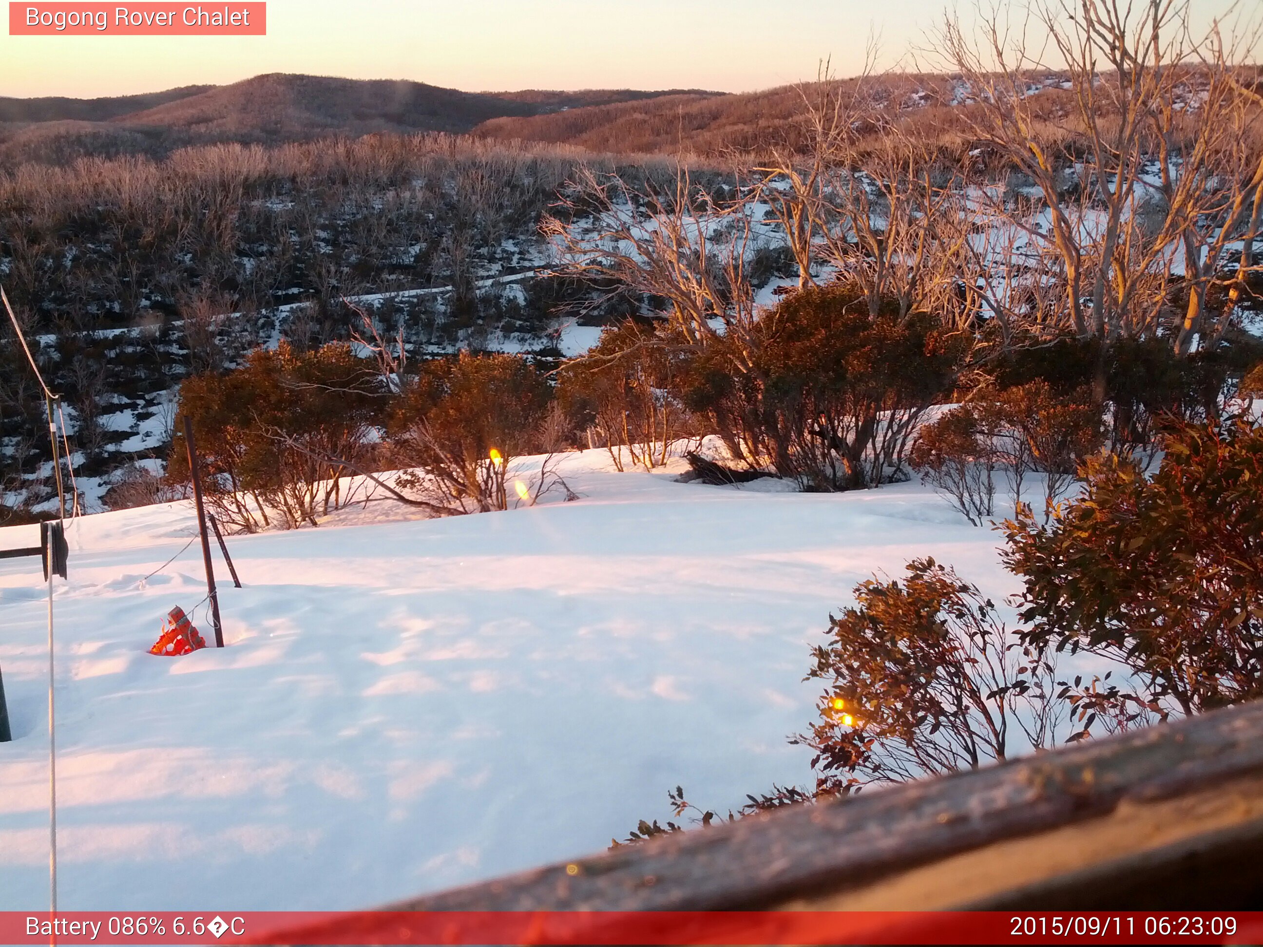 Bogong Web Cam 6:23am Friday 11th of September 2015