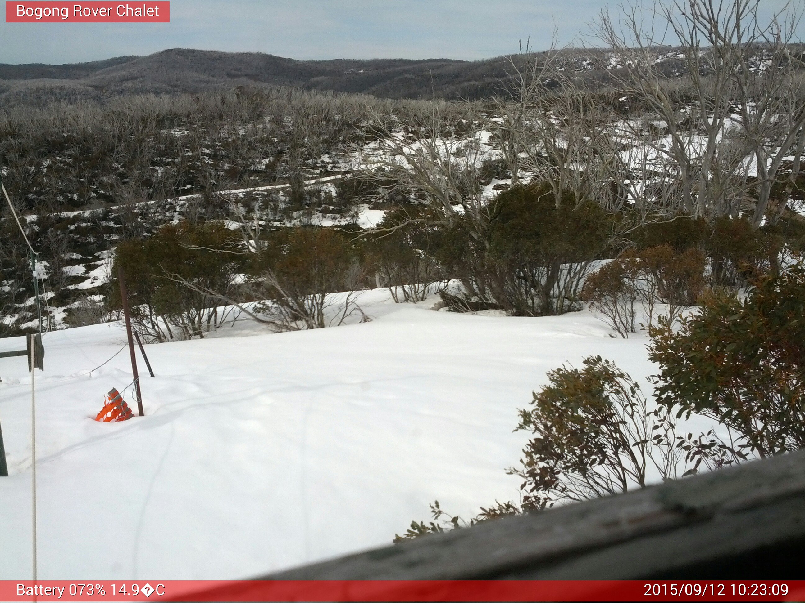 Bogong Web Cam 10:23am Saturday 12th of September 2015