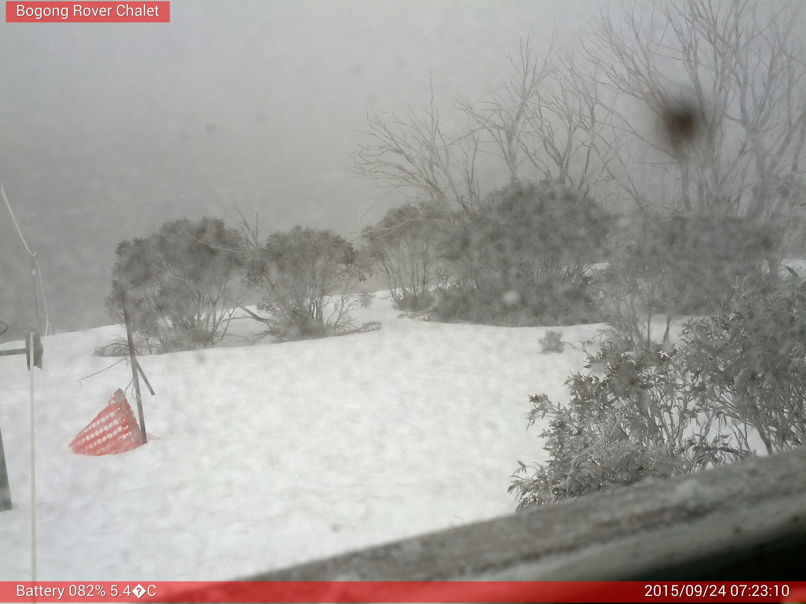 Bogong Web Cam 7:23am Thursday 24th of September 2015