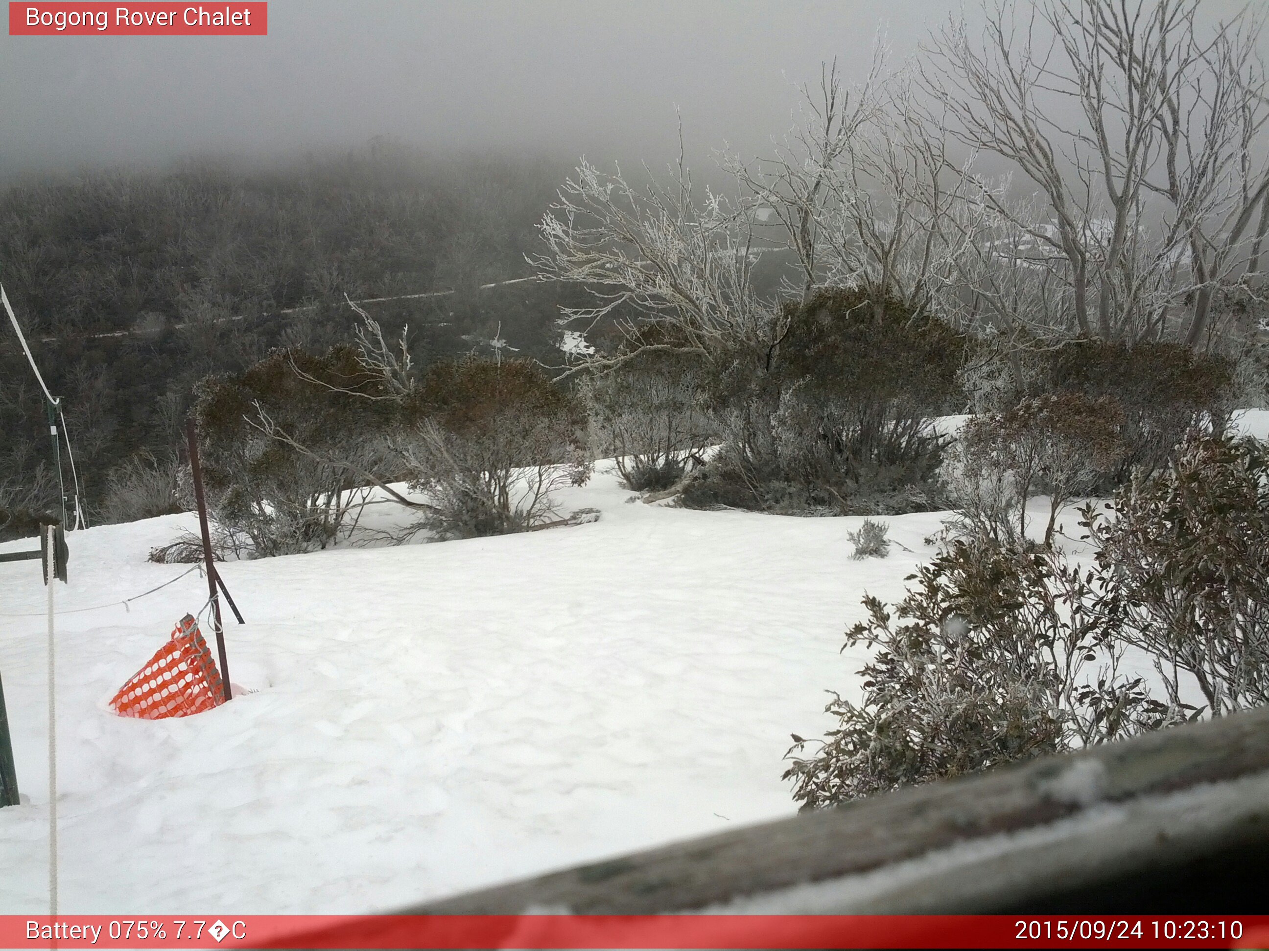 Bogong Web Cam 10:23am Thursday 24th of September 2015