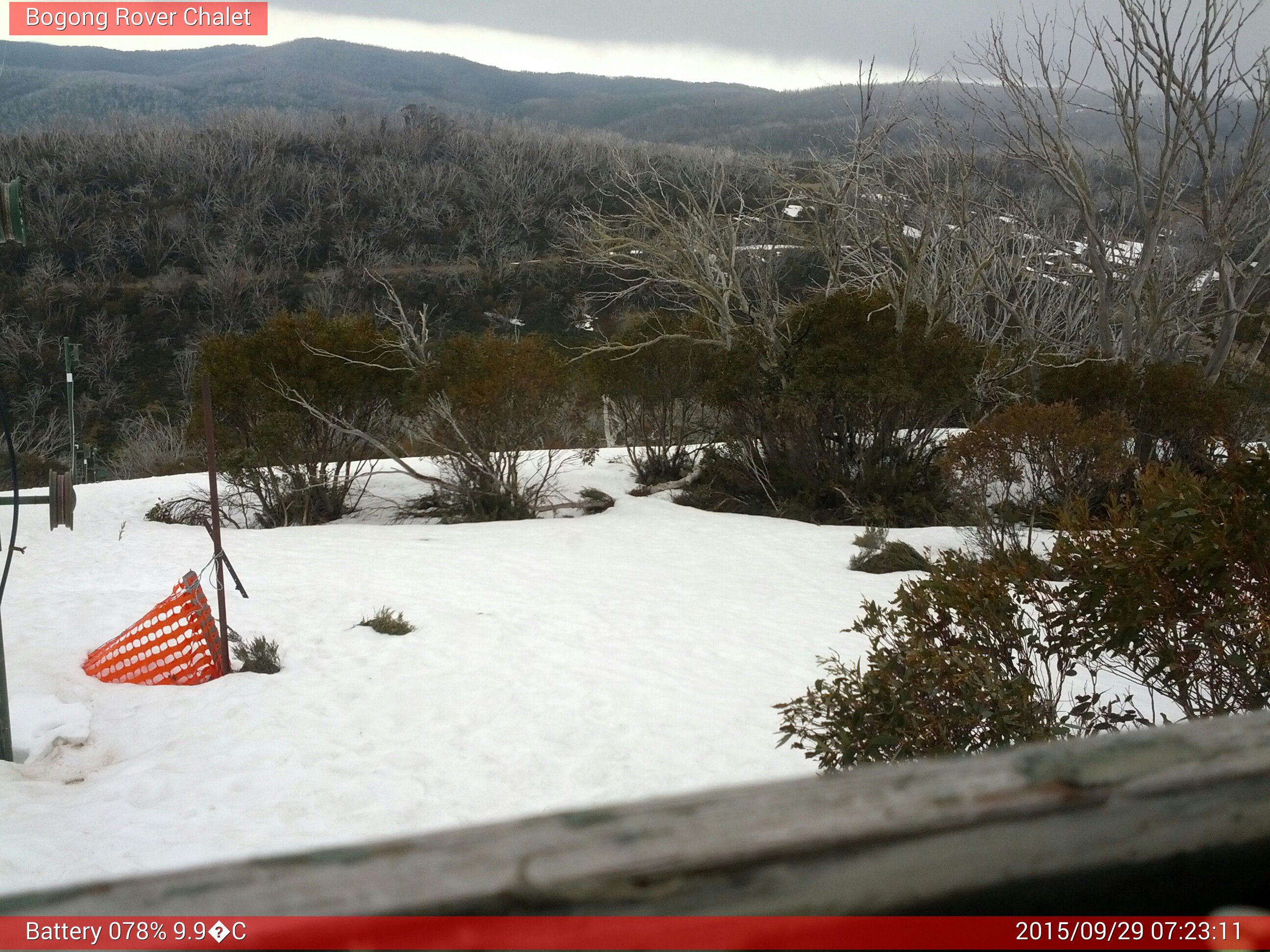 Bogong Web Cam 7:23am Tuesday 29th of September 2015