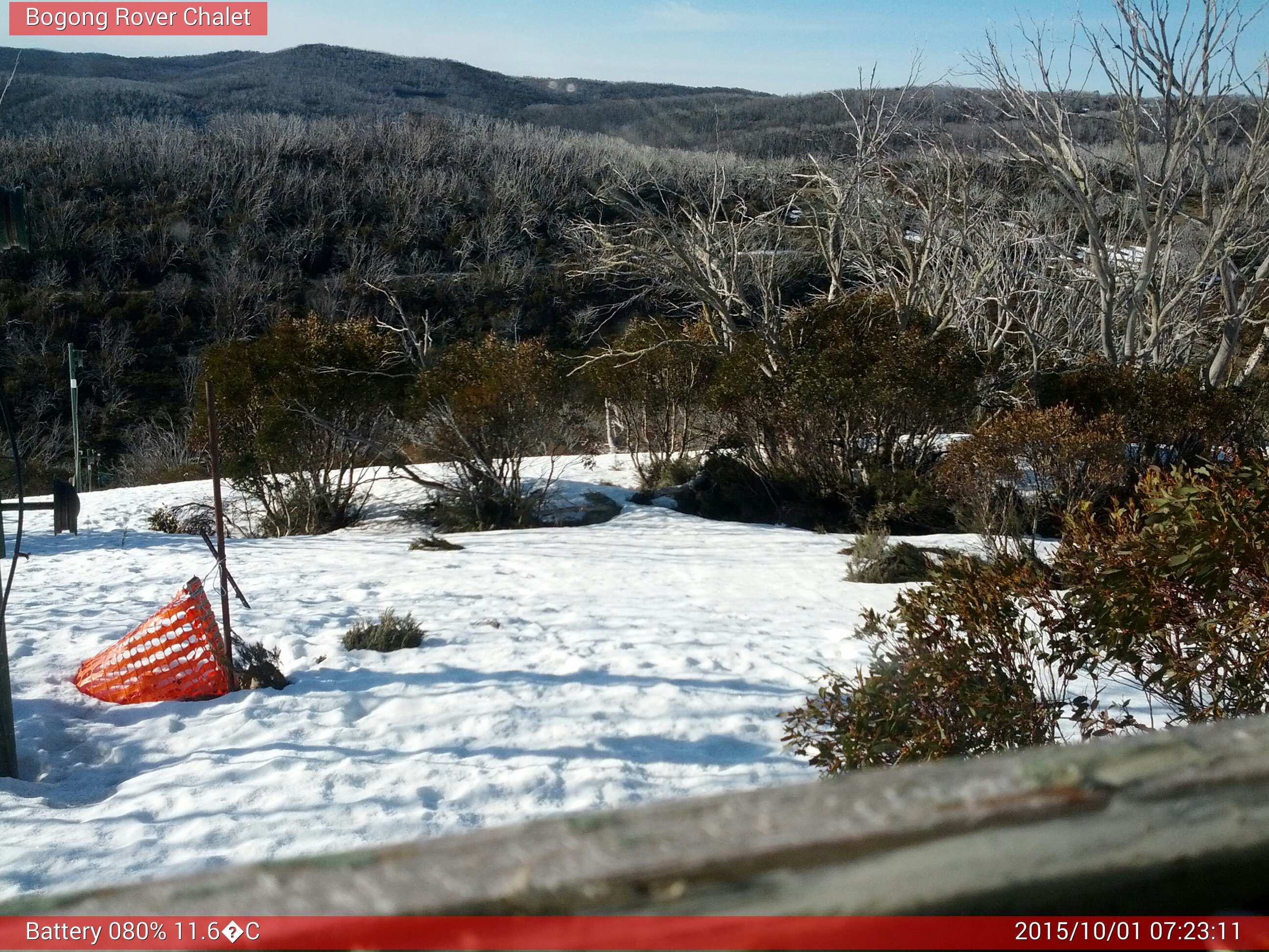 Bogong Web Cam 7:23am Thursday 1st of October 2015