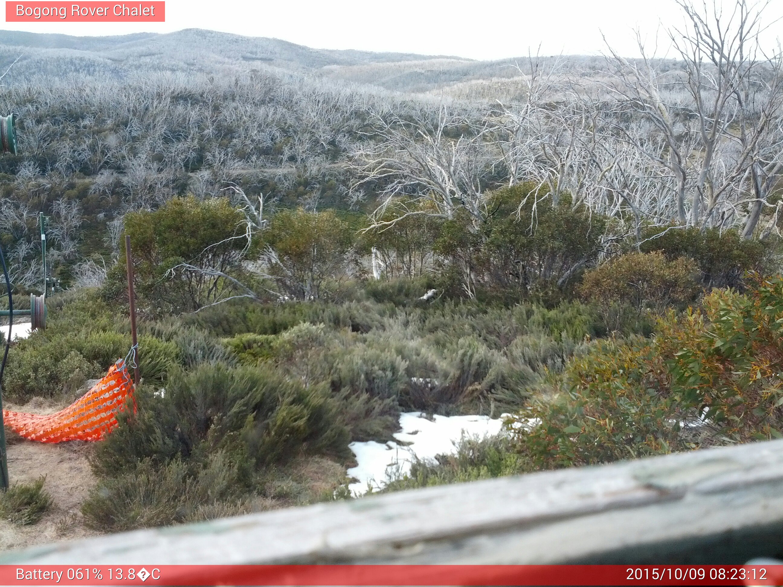 Bogong Web Cam 8:23am Friday 9th of October 2015