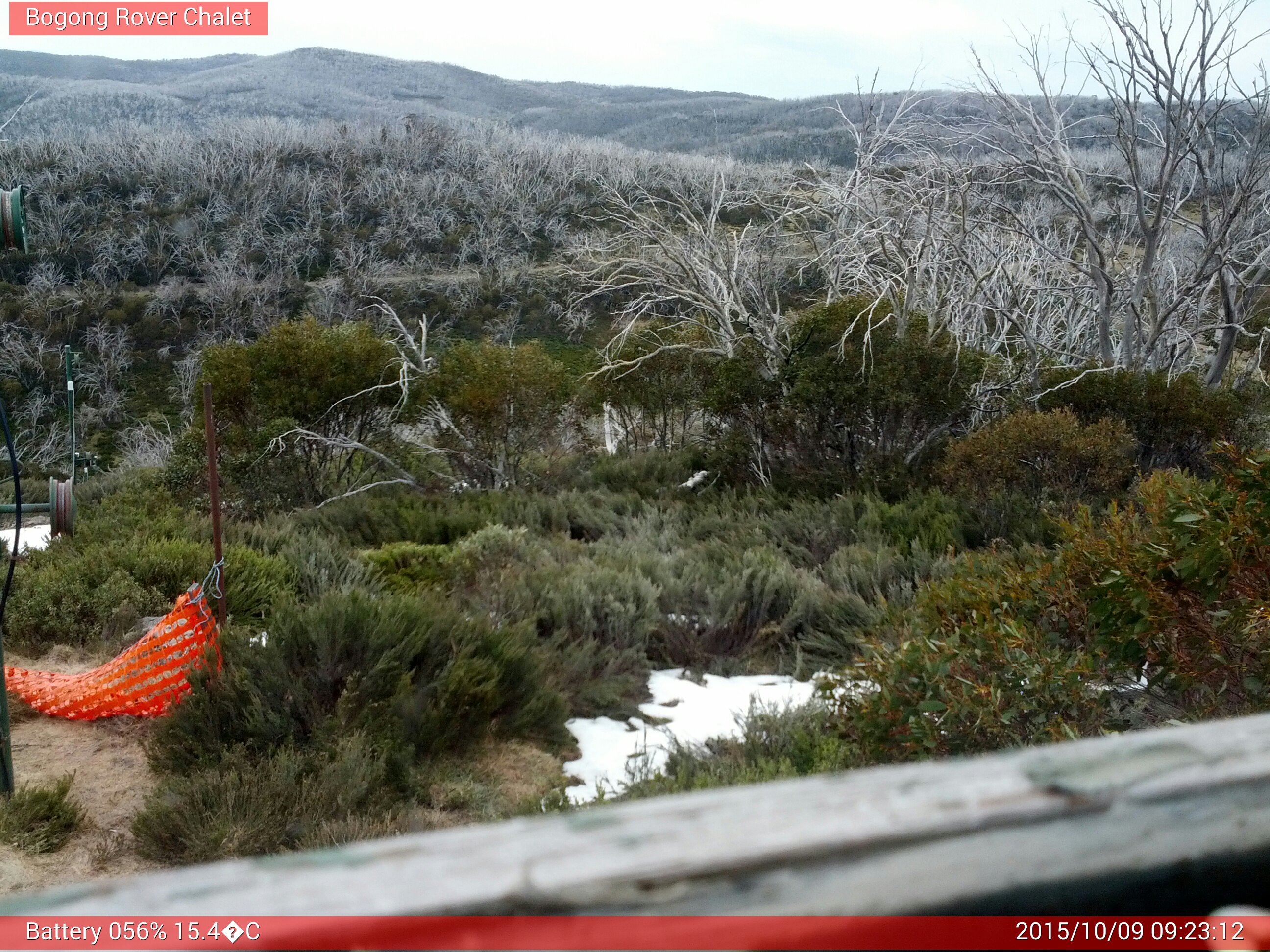 Bogong Web Cam 9:23am Friday 9th of October 2015