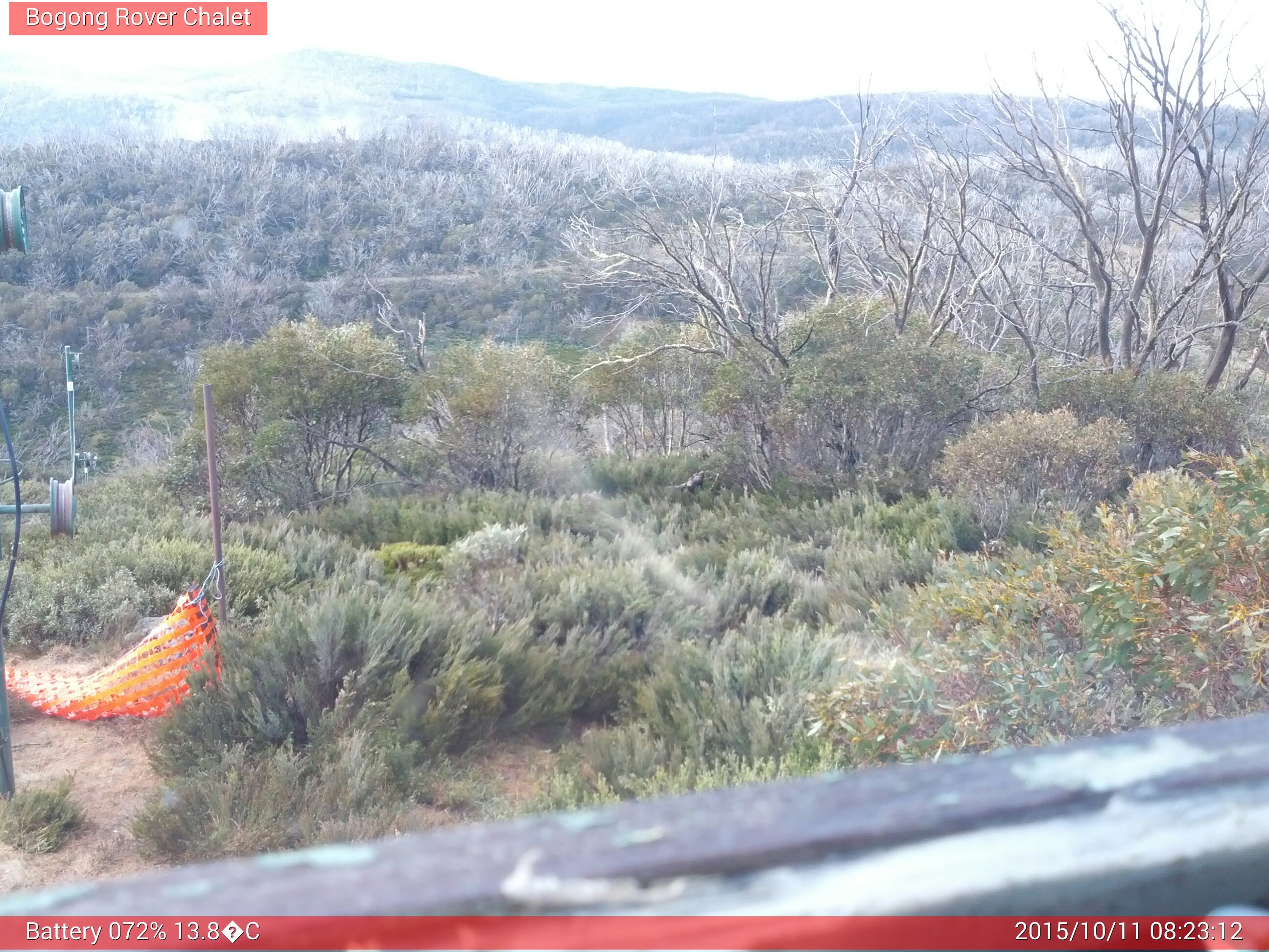 Bogong Web Cam 8:23am Sunday 11th of October 2015