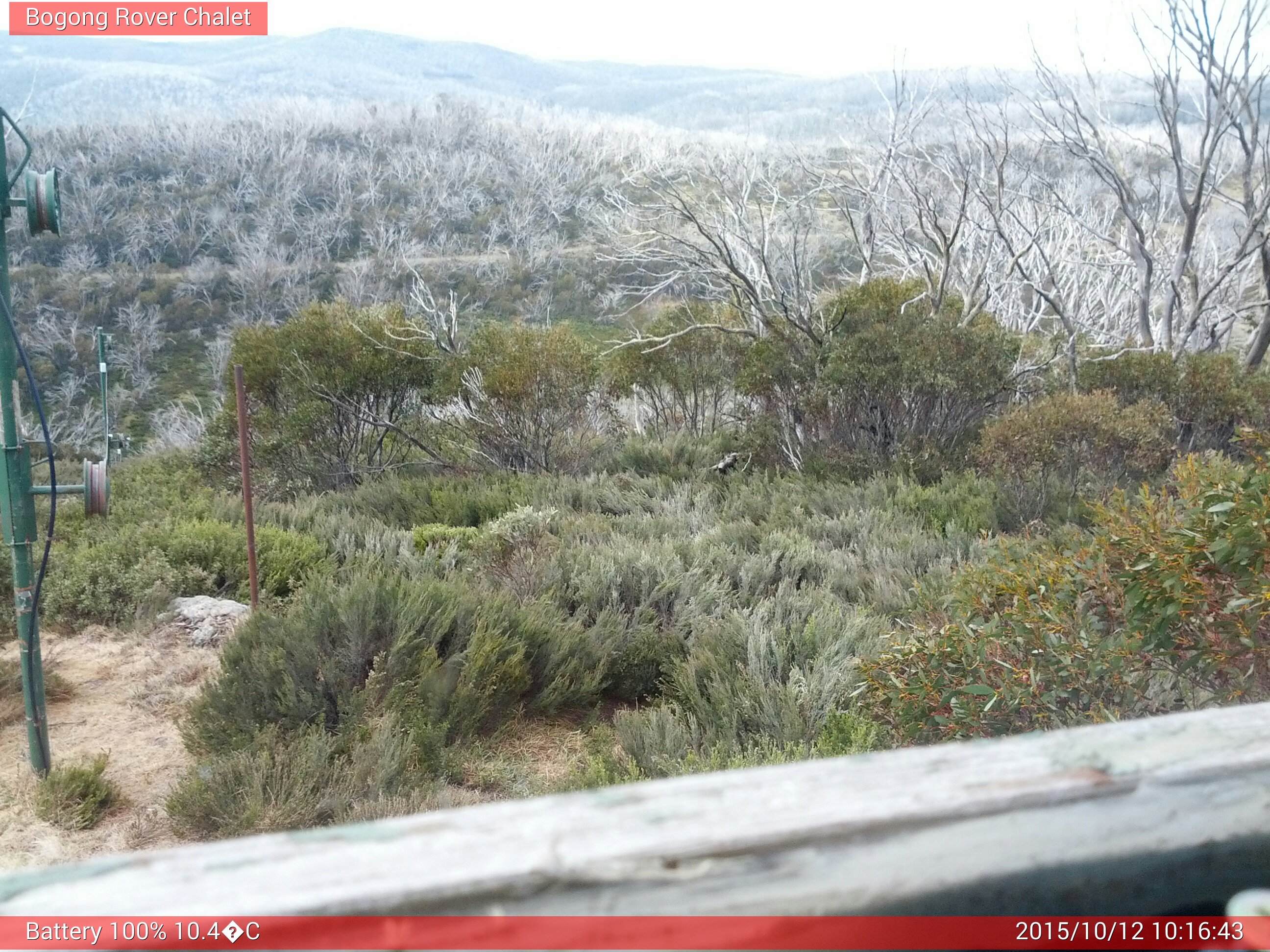 Bogong Web Cam 10:16am Monday 12th of October 2015