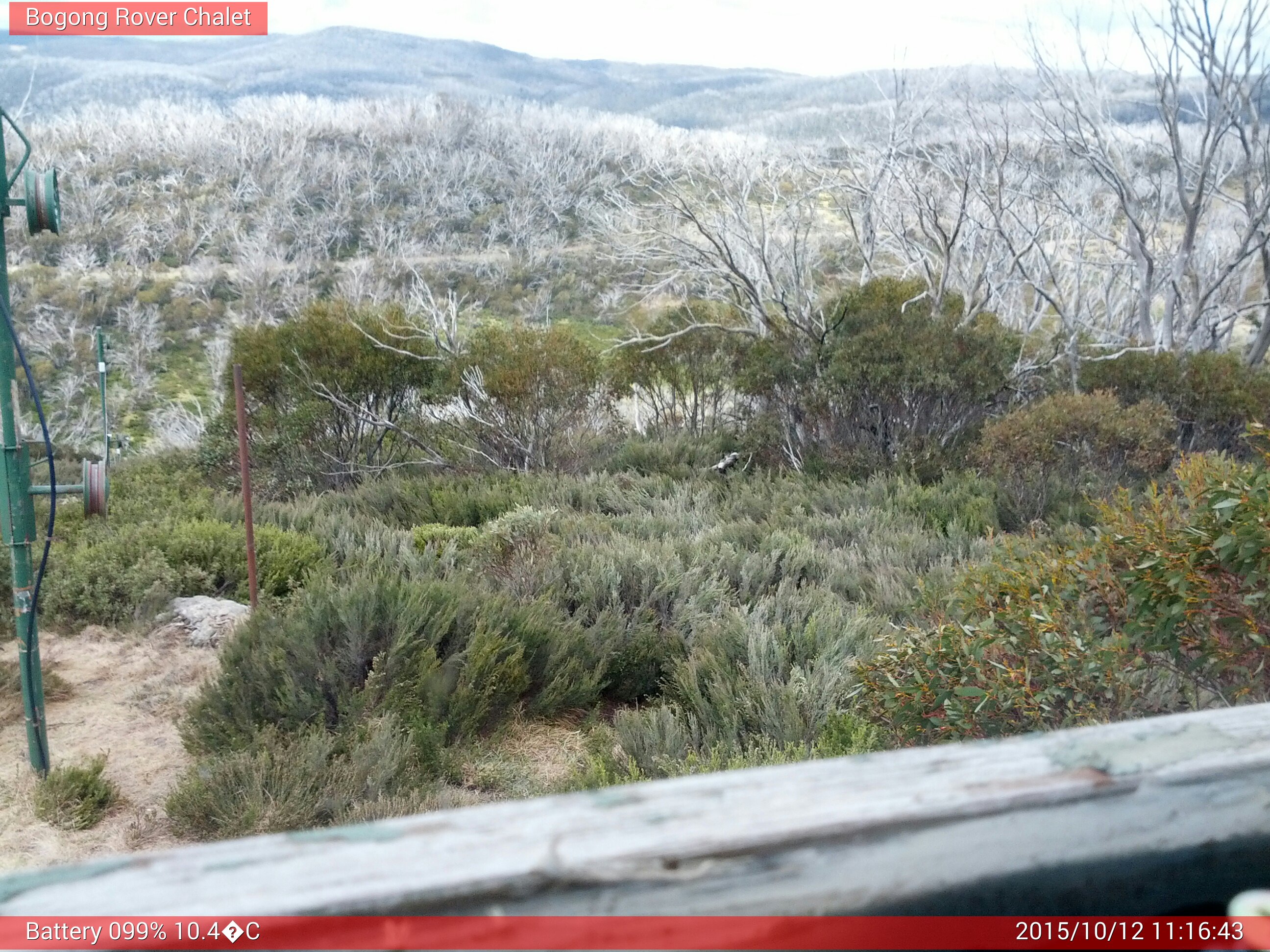 Bogong Web Cam 11:16am Monday 12th of October 2015