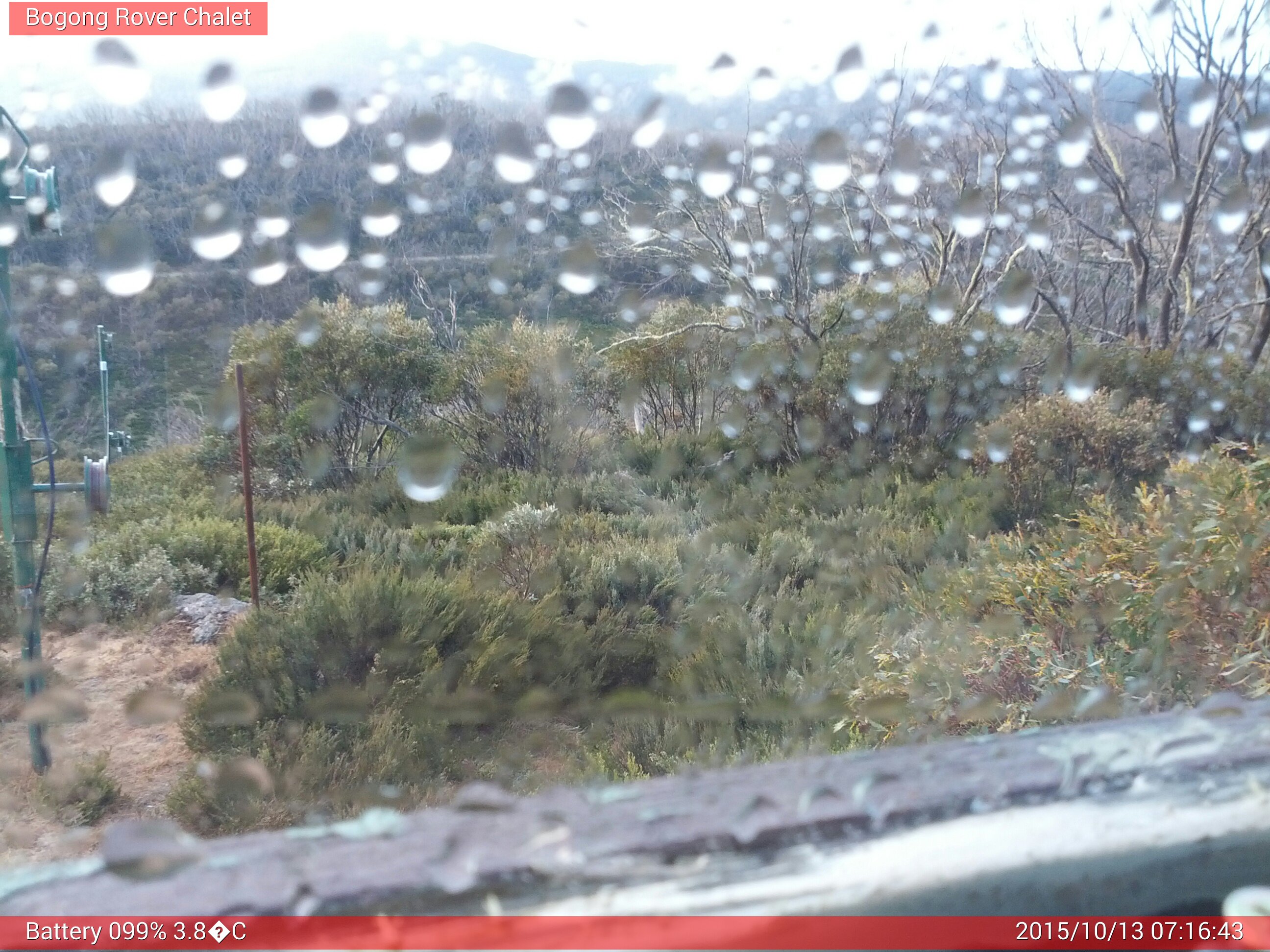 Bogong Web Cam 7:16am Tuesday 13th of October 2015