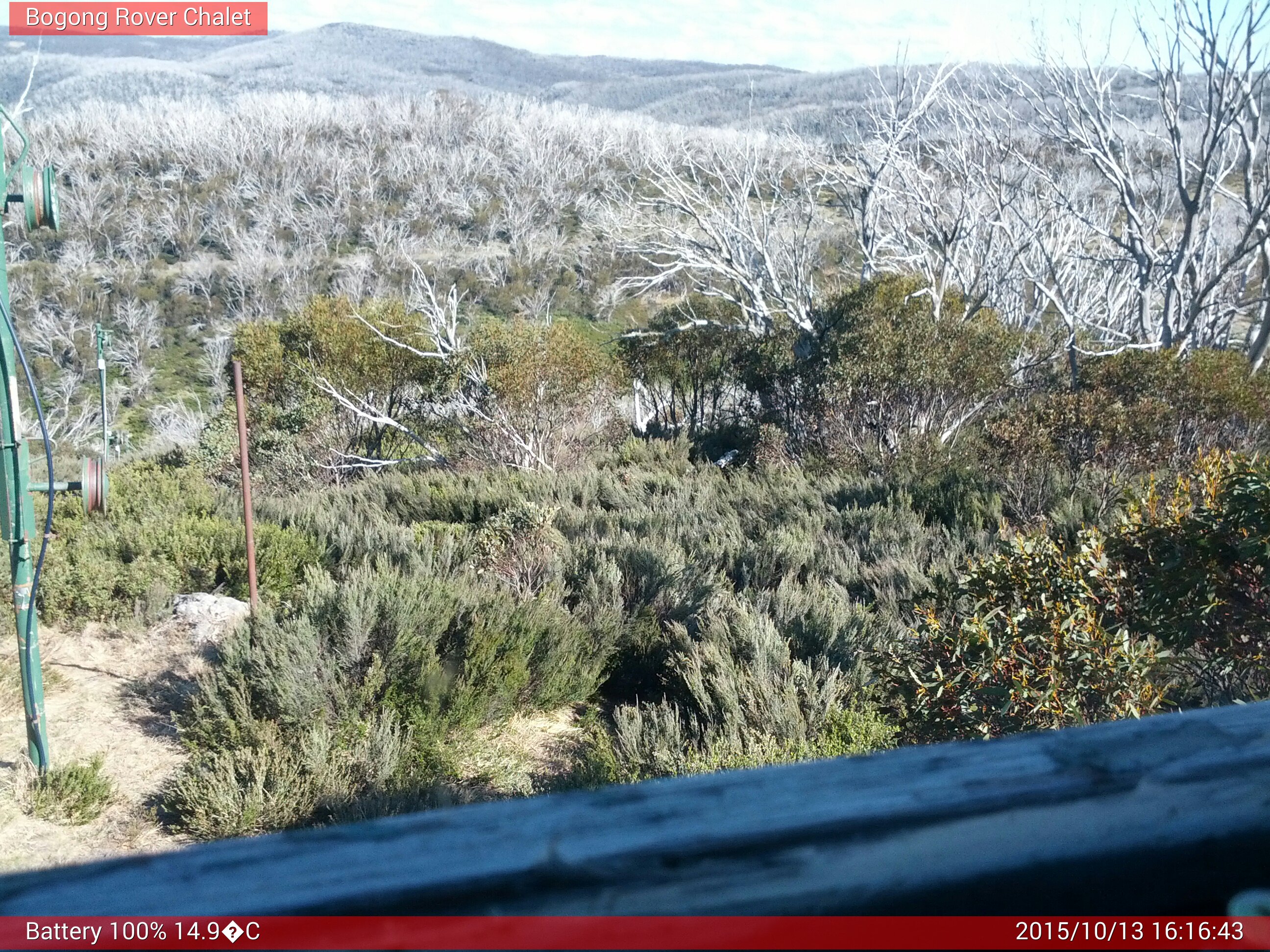 Bogong Web Cam 4:16pm Tuesday 13th of October 2015