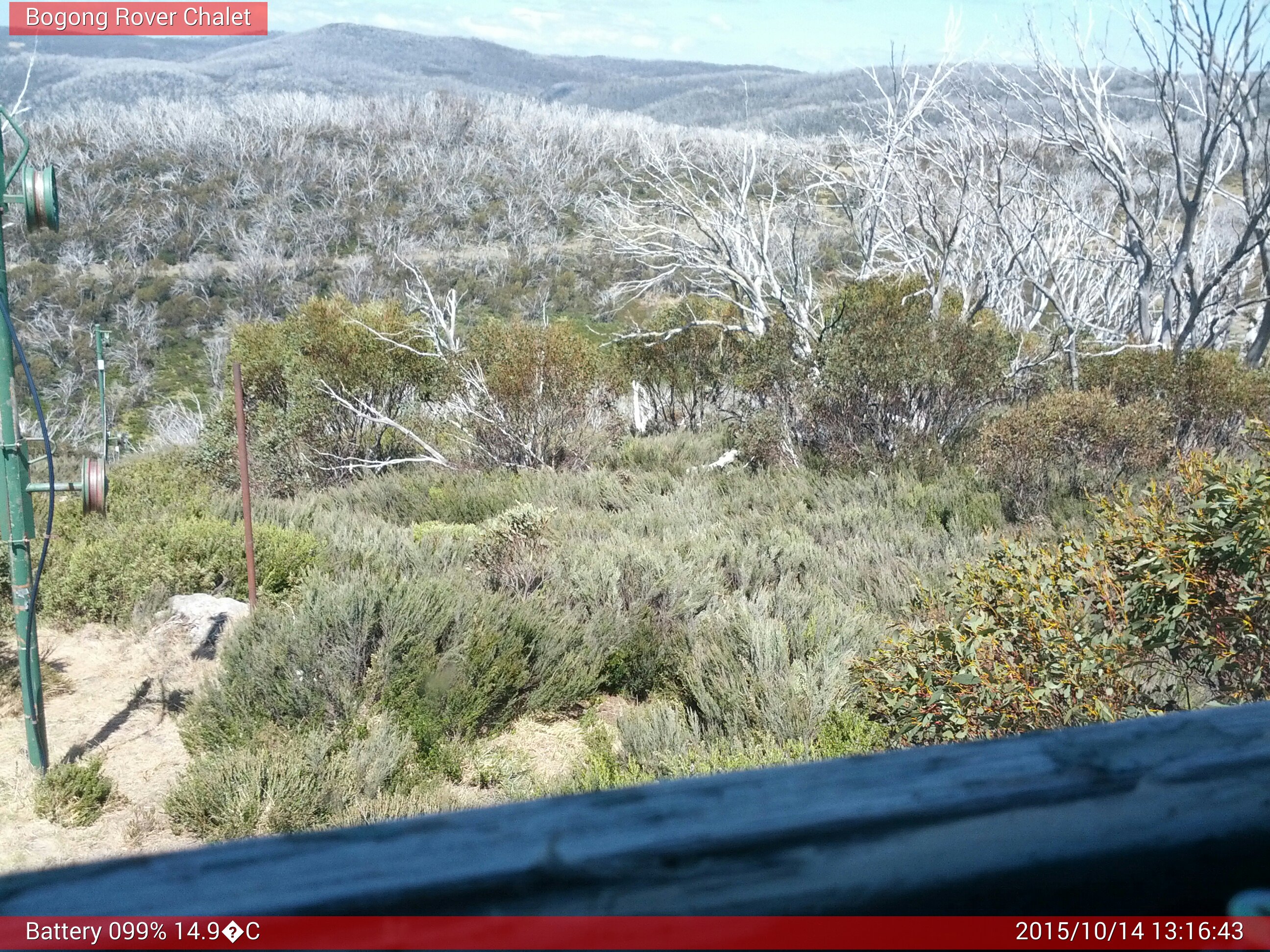 Bogong Web Cam 1:16pm Wednesday 14th of October 2015