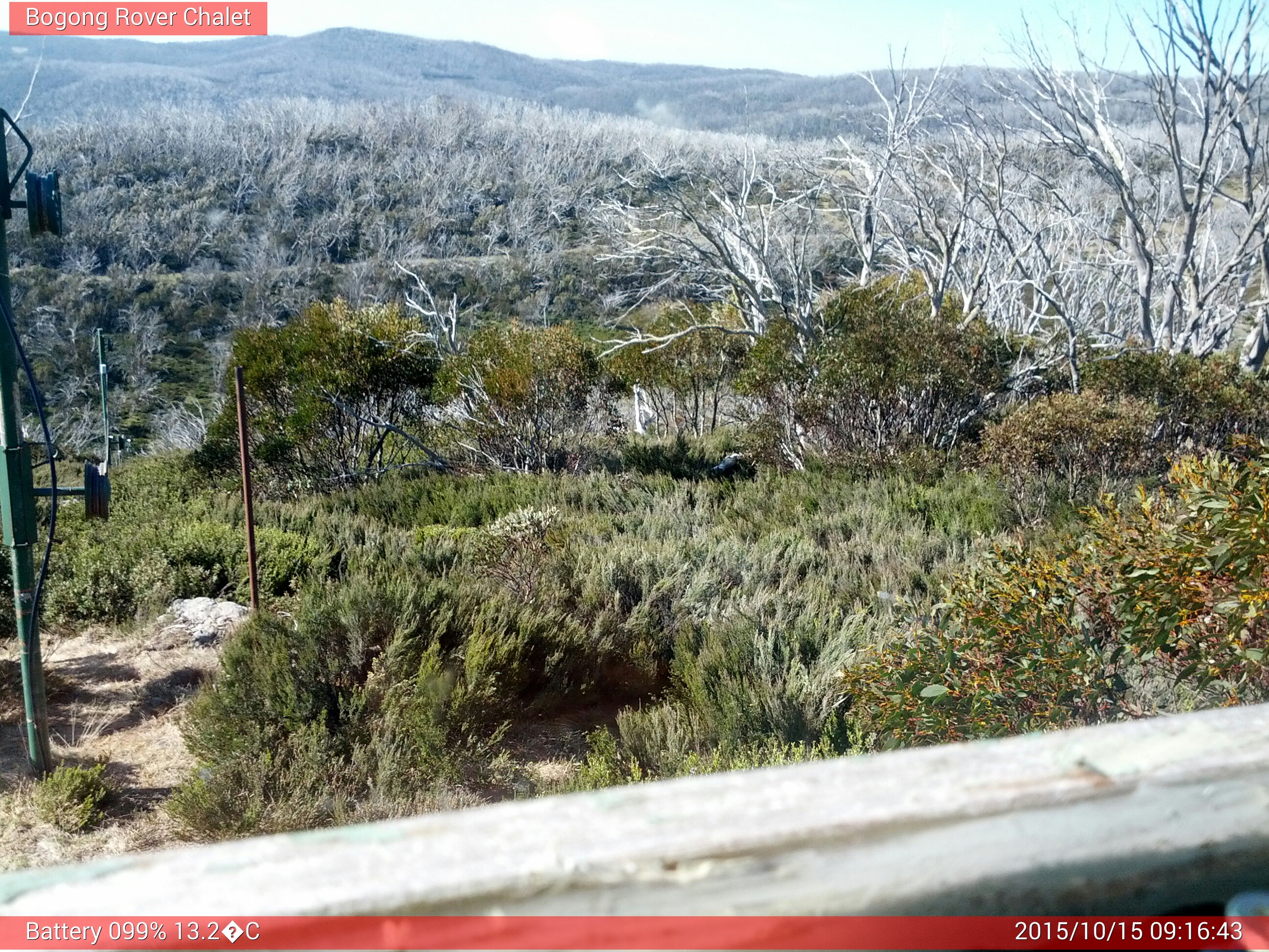 Bogong Web Cam 9:16am Thursday 15th of October 2015