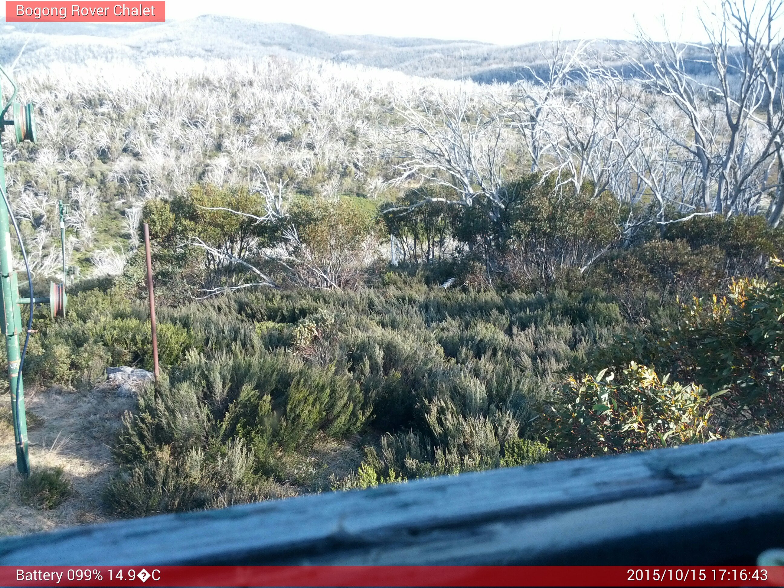 Bogong Web Cam 5:16pm Thursday 15th of October 2015