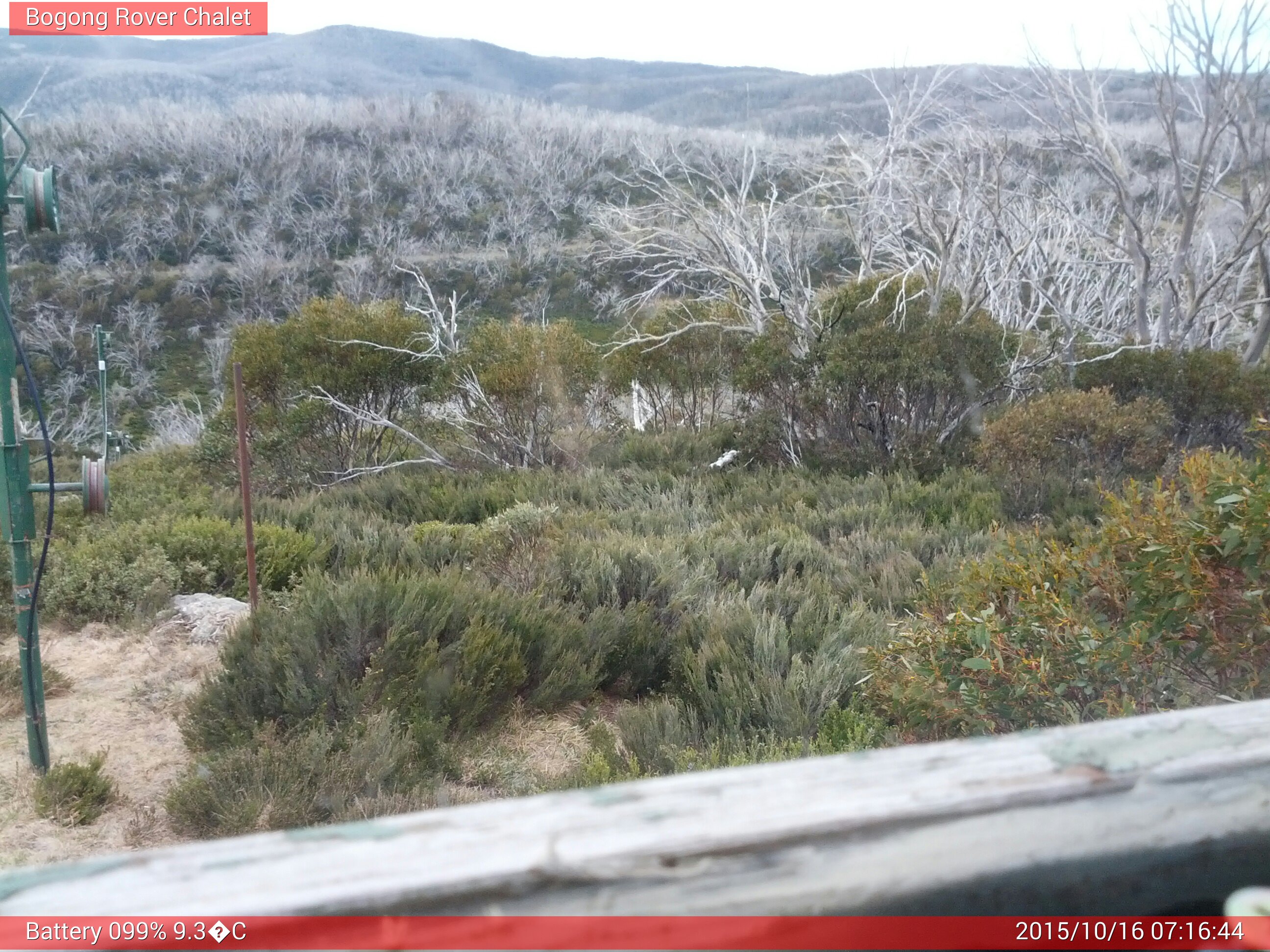 Bogong Web Cam 7:16am Friday 16th of October 2015