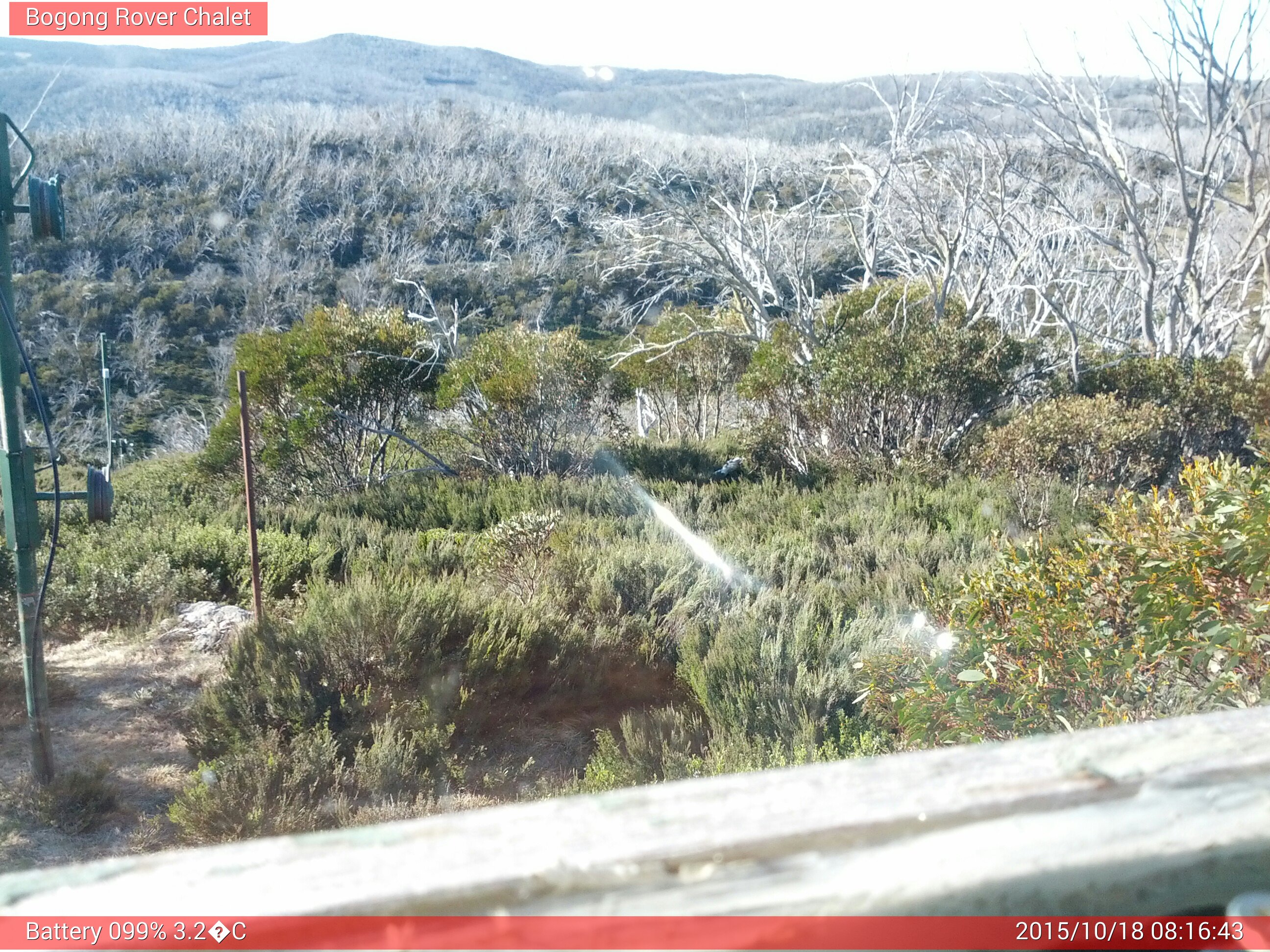 Bogong Web Cam 8:16am Sunday 18th of October 2015