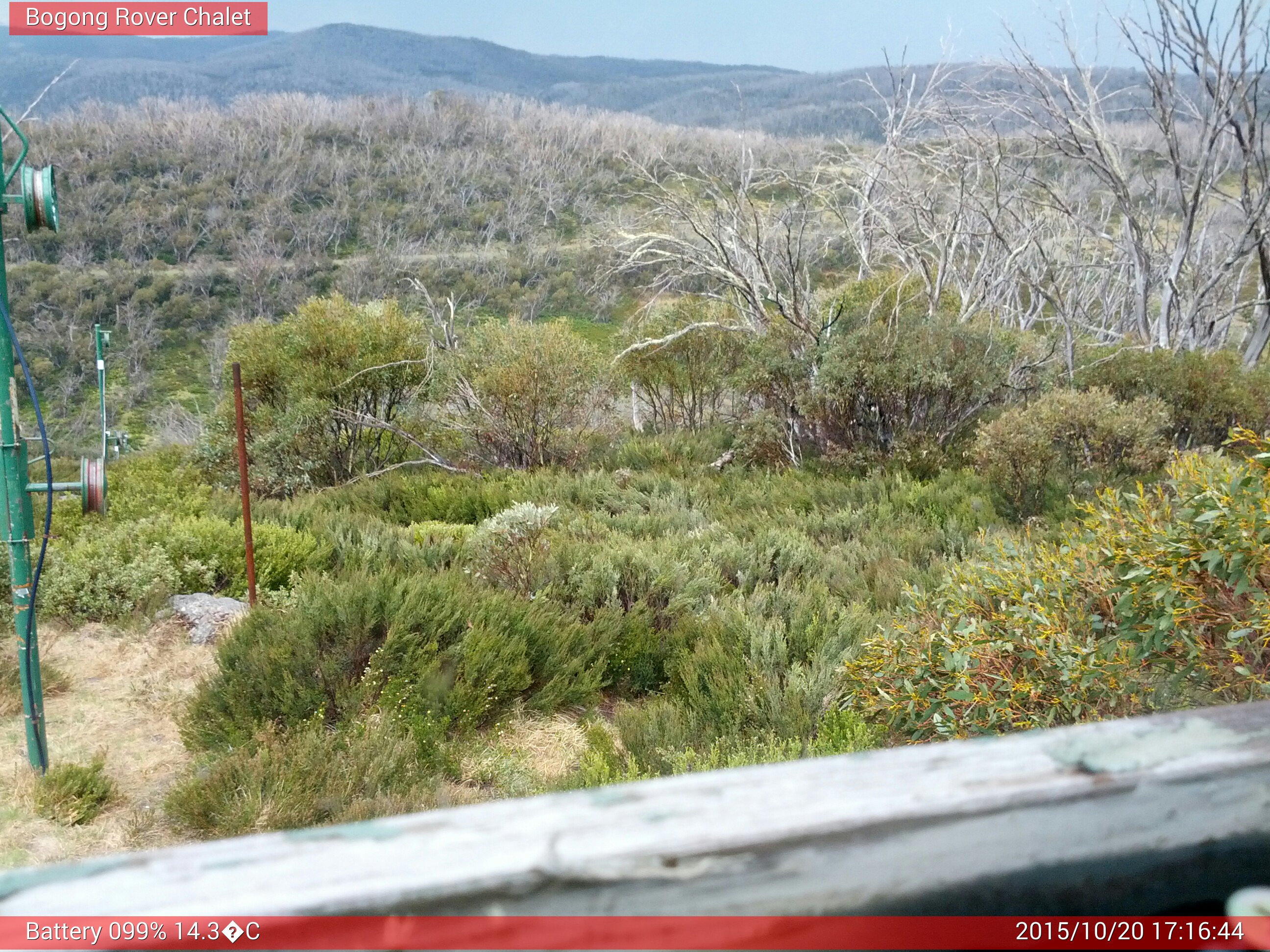 Bogong Web Cam 5:16pm Tuesday 20th of October 2015