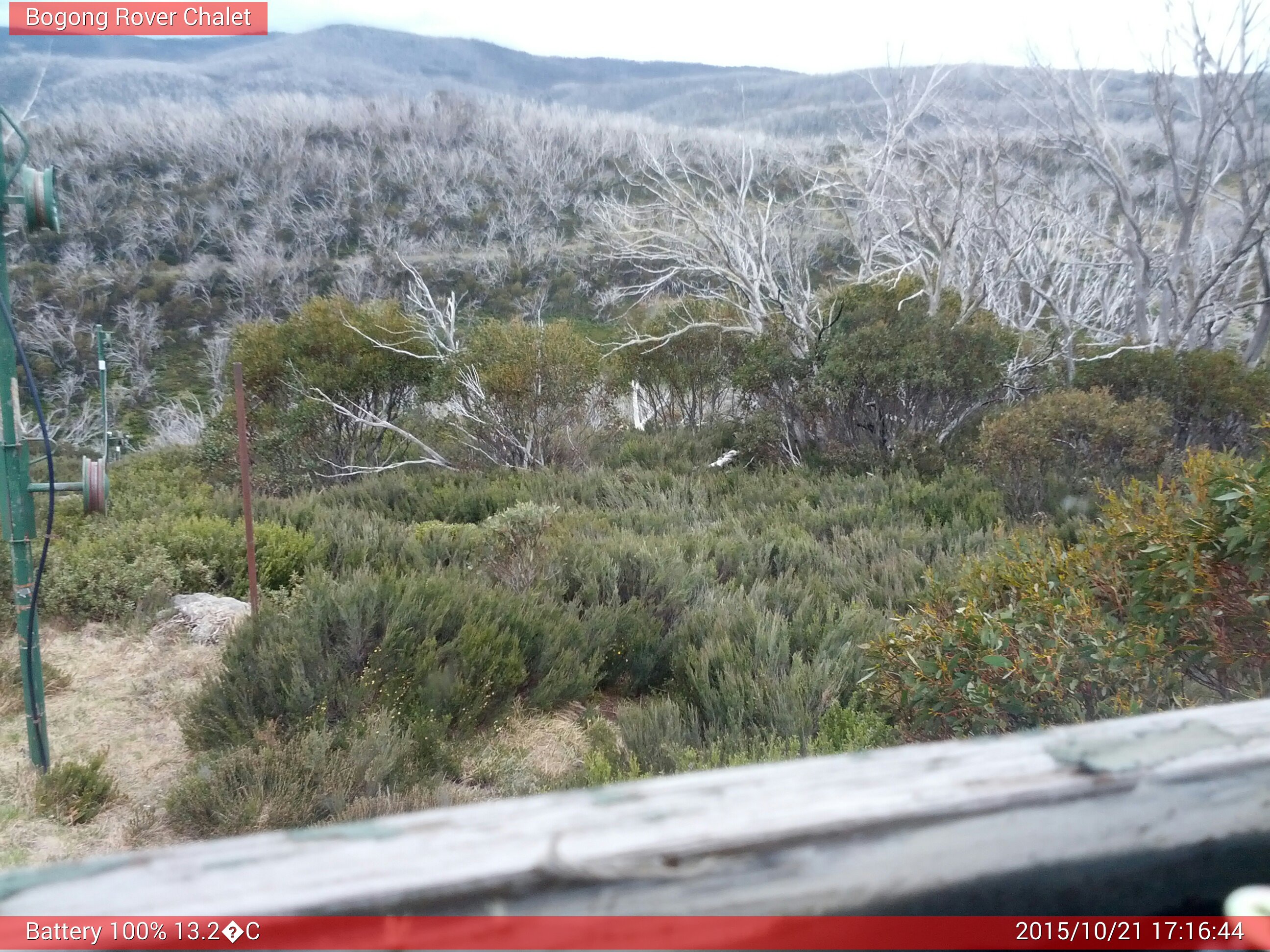 Bogong Web Cam 5:16pm Wednesday 21st of October 2015