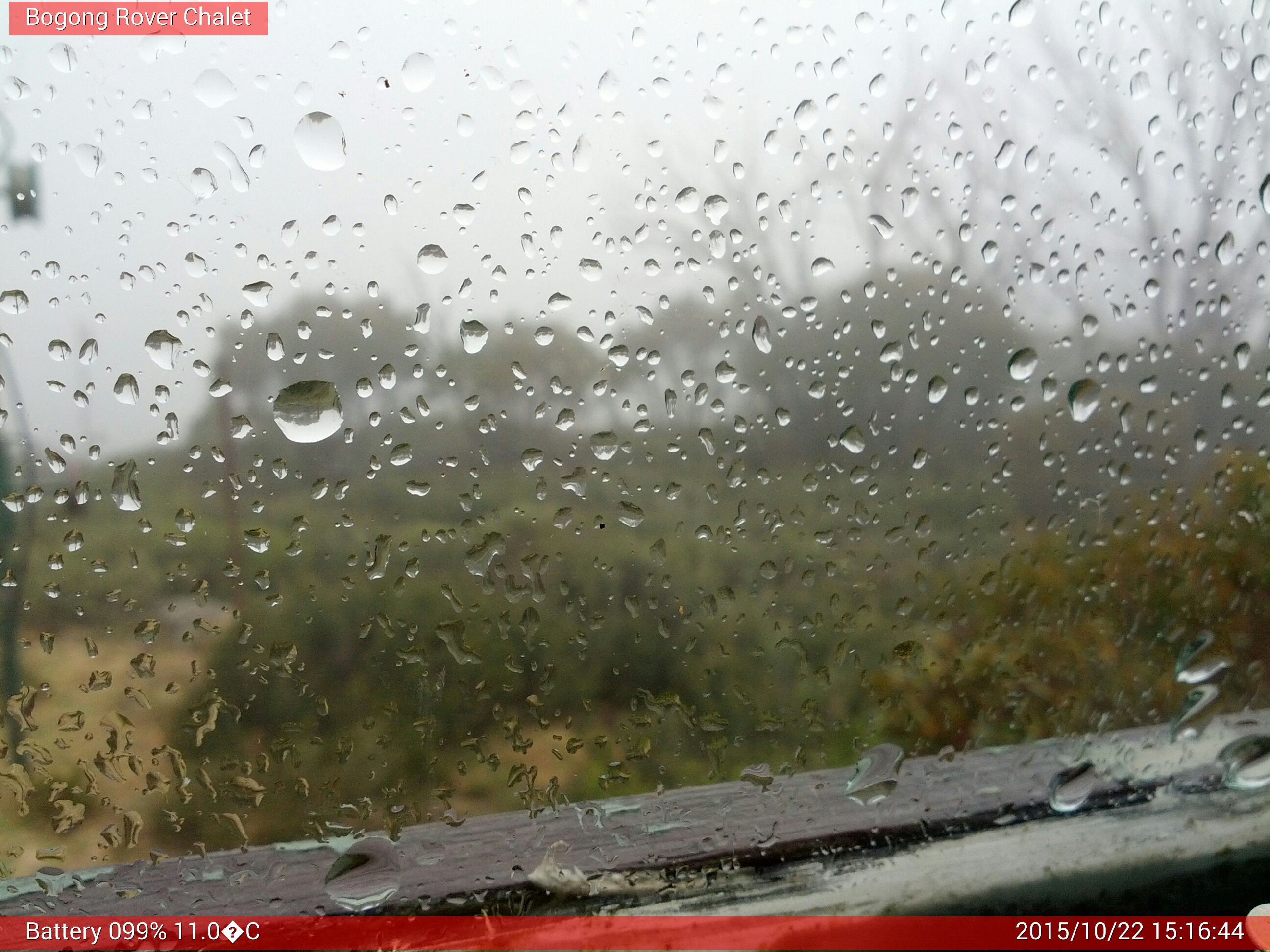 Bogong Web Cam 3:16pm Thursday 22nd of October 2015