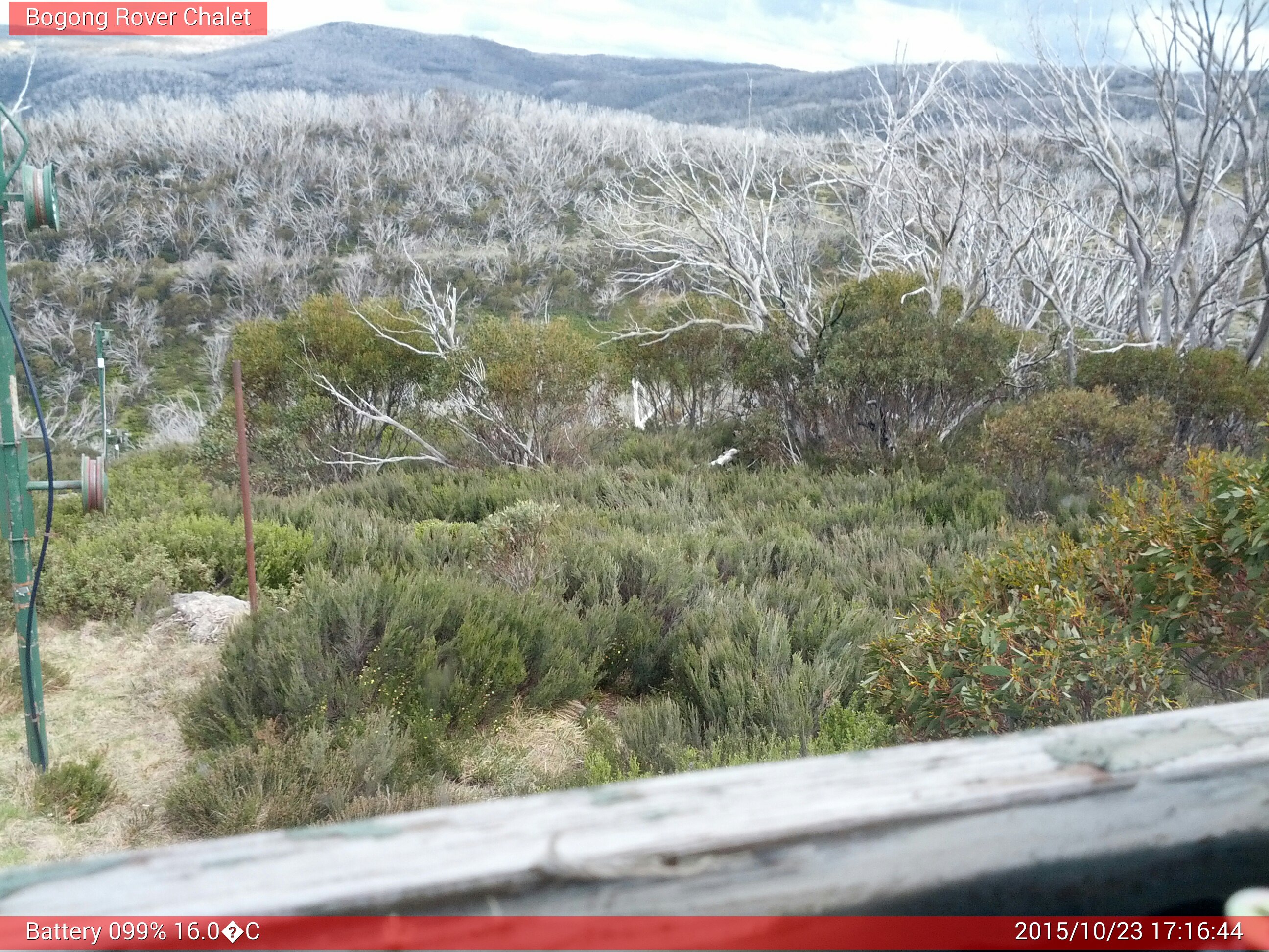 Bogong Web Cam 5:16pm Friday 23rd of October 2015