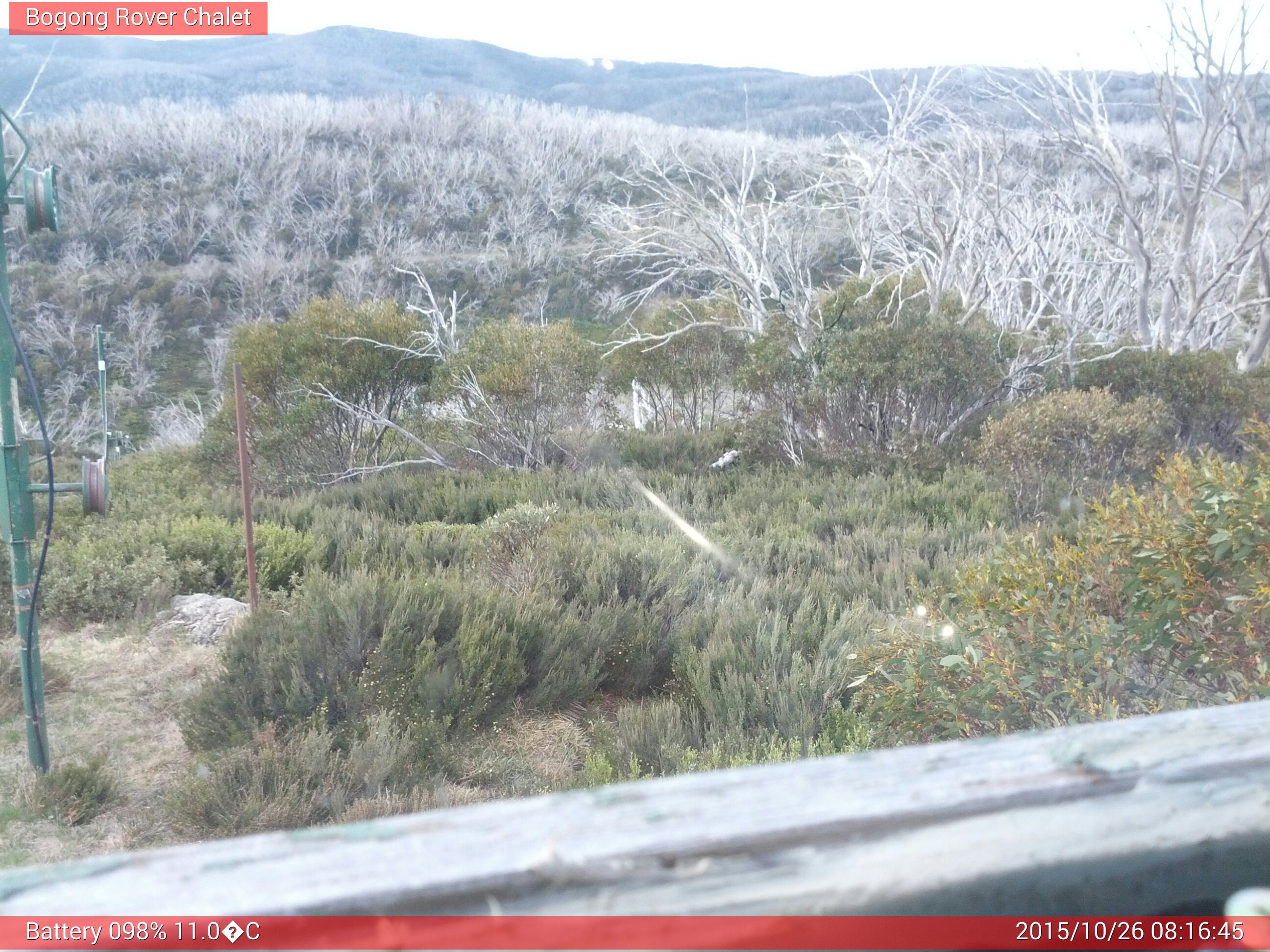 Bogong Web Cam 8:16am Monday 26th of October 2015