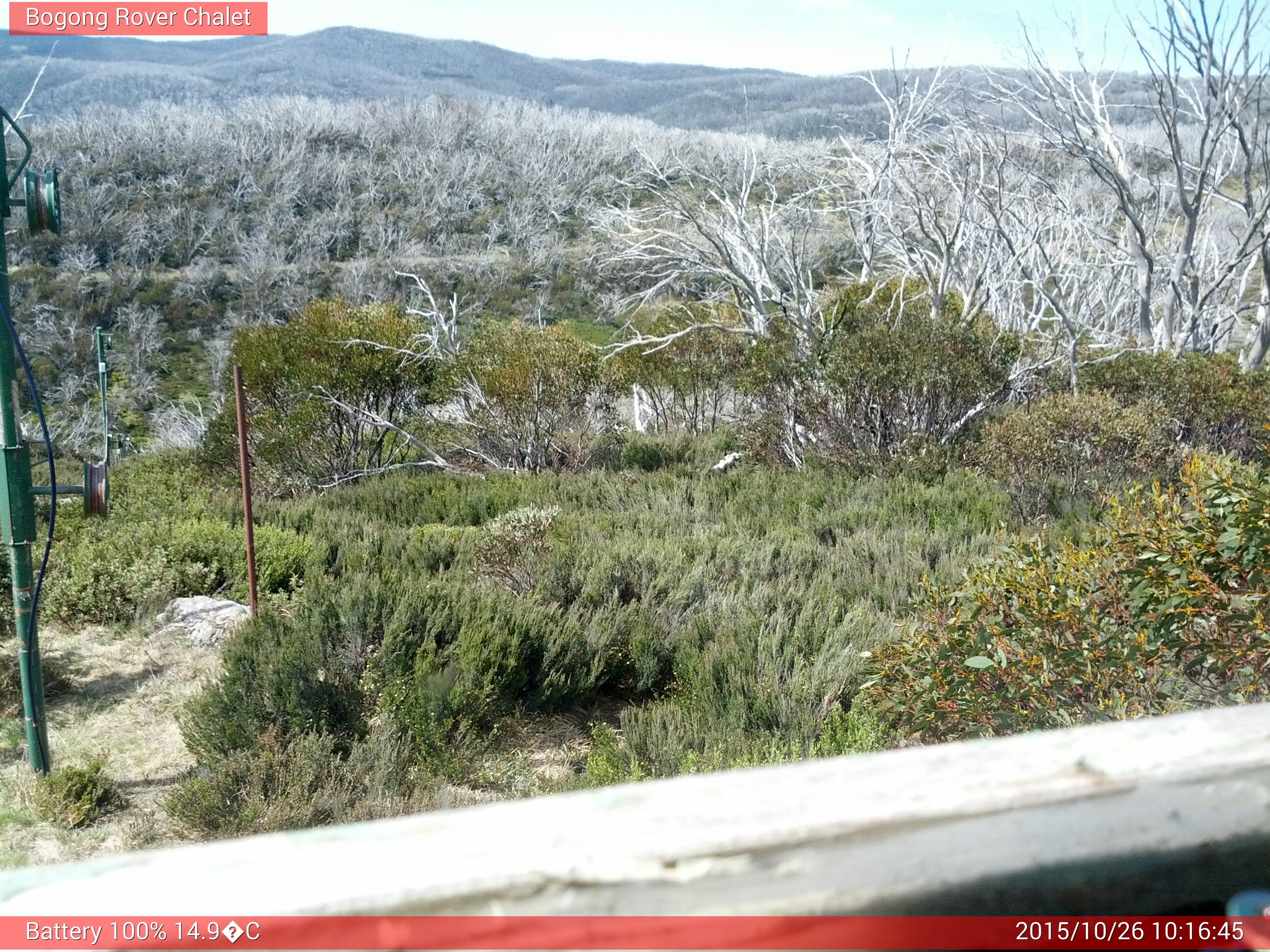 Bogong Web Cam 10:16am Monday 26th of October 2015