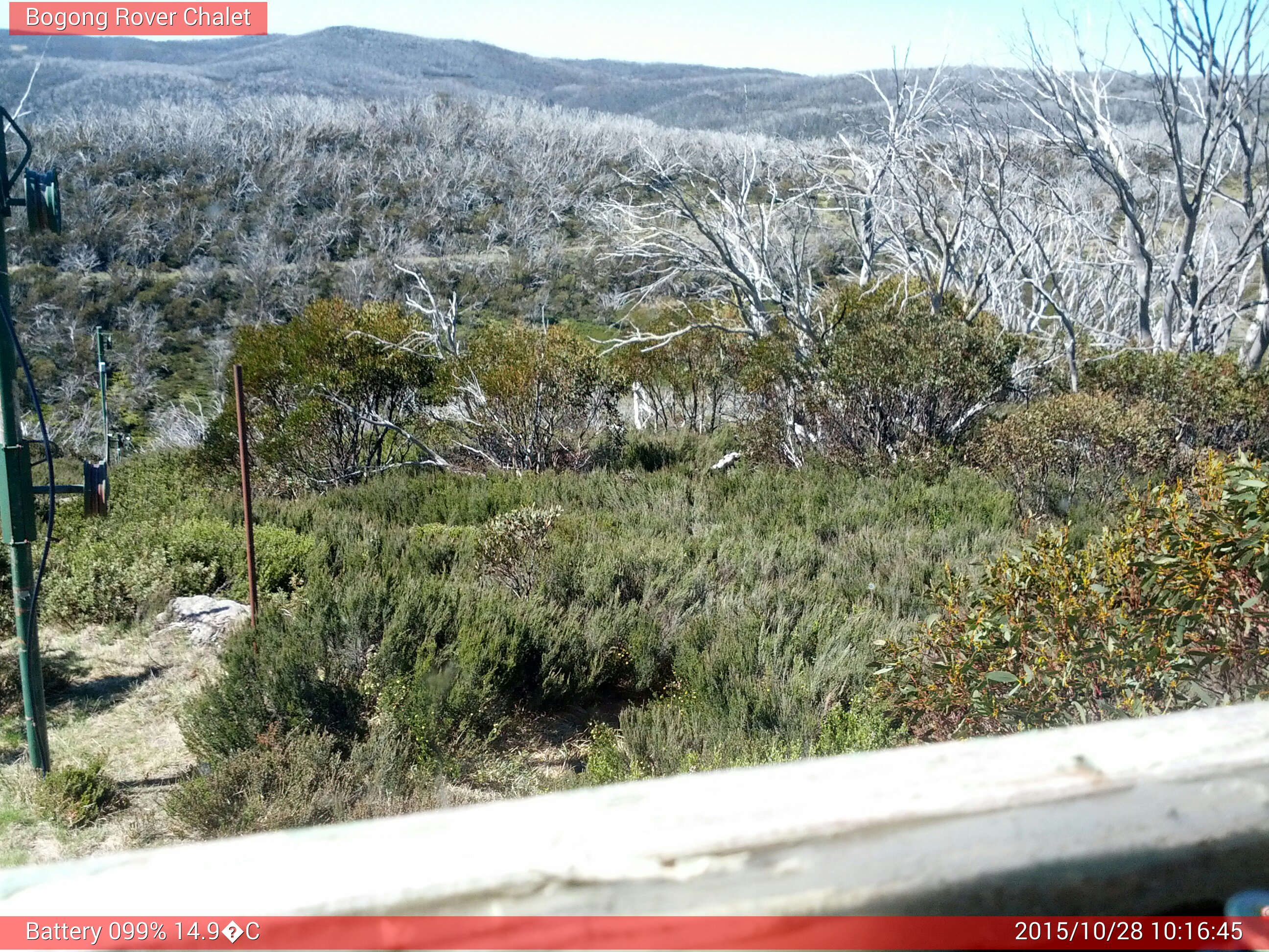 Bogong Web Cam 10:16am Wednesday 28th of October 2015