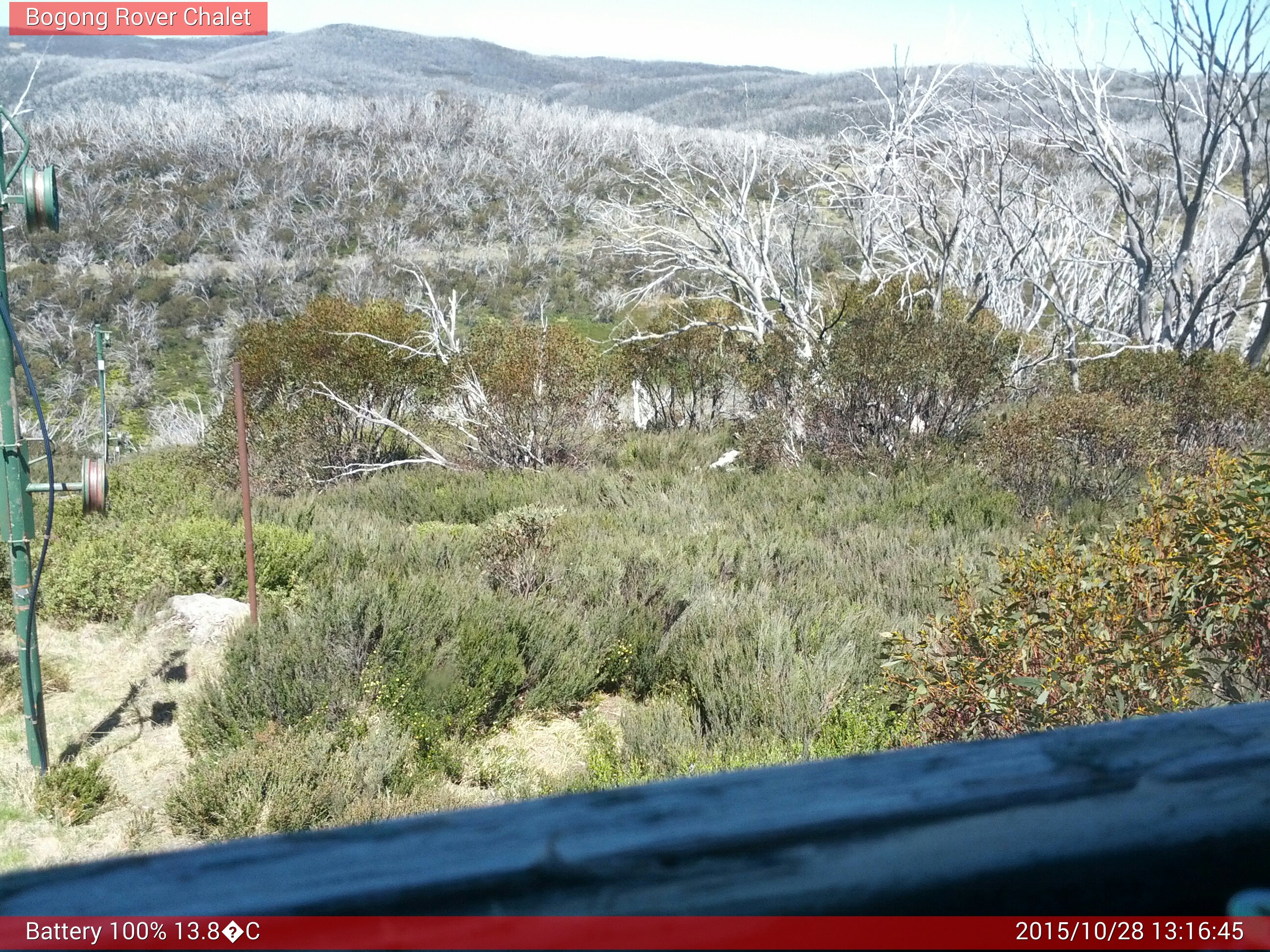 Bogong Web Cam 1:16pm Wednesday 28th of October 2015