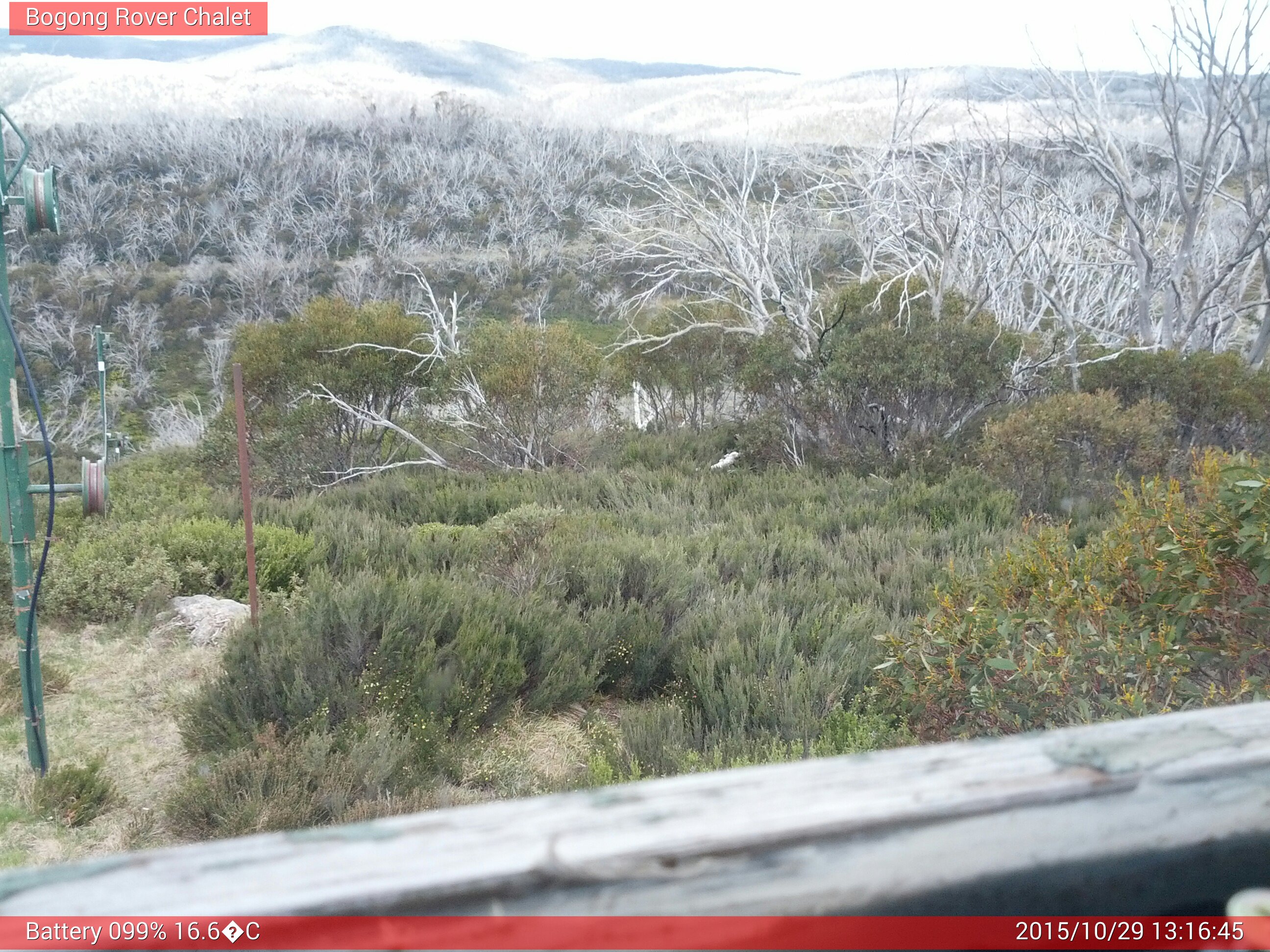 Bogong Web Cam 1:16pm Thursday 29th of October 2015