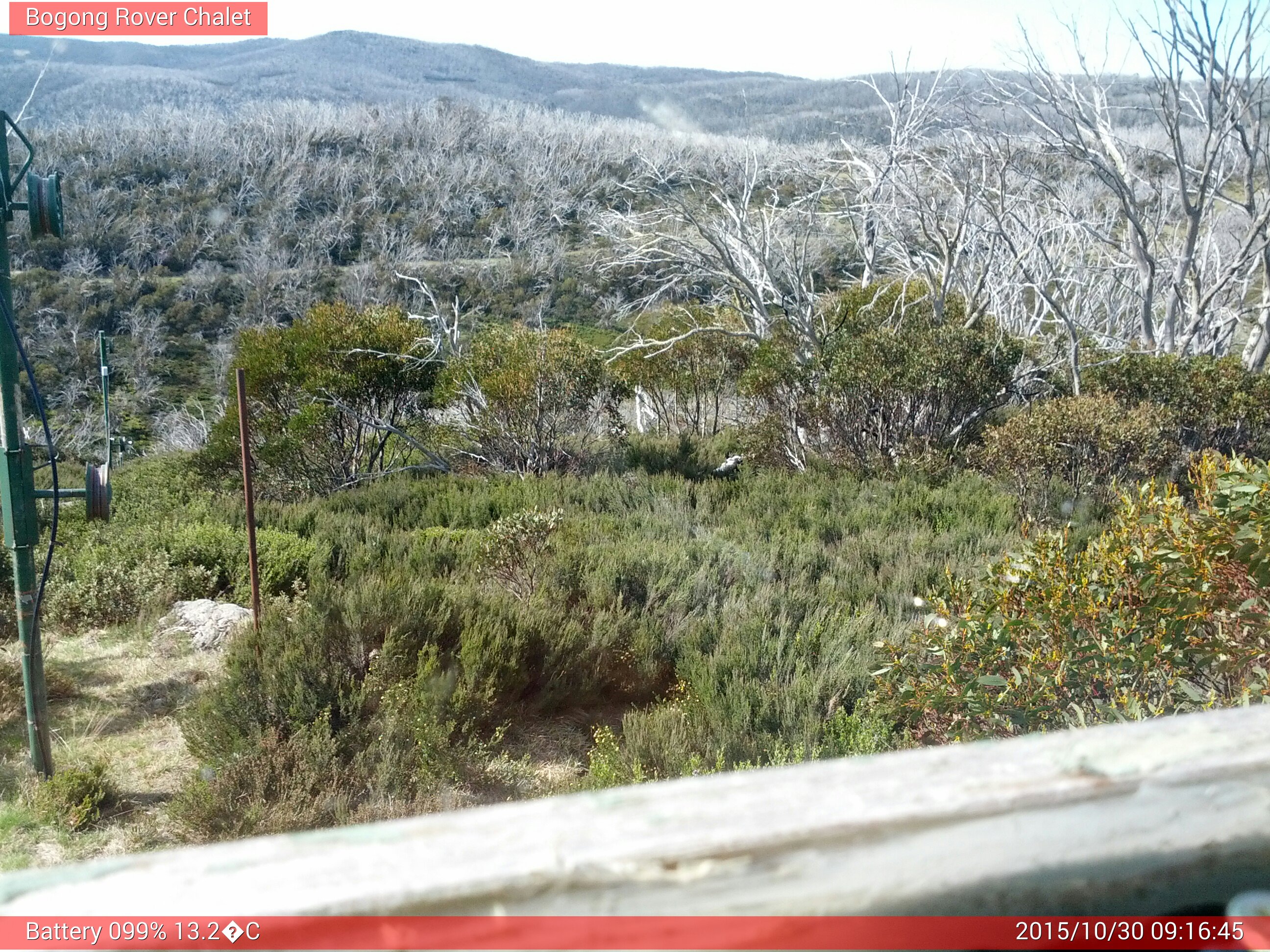 Bogong Web Cam 9:16am Friday 30th of October 2015