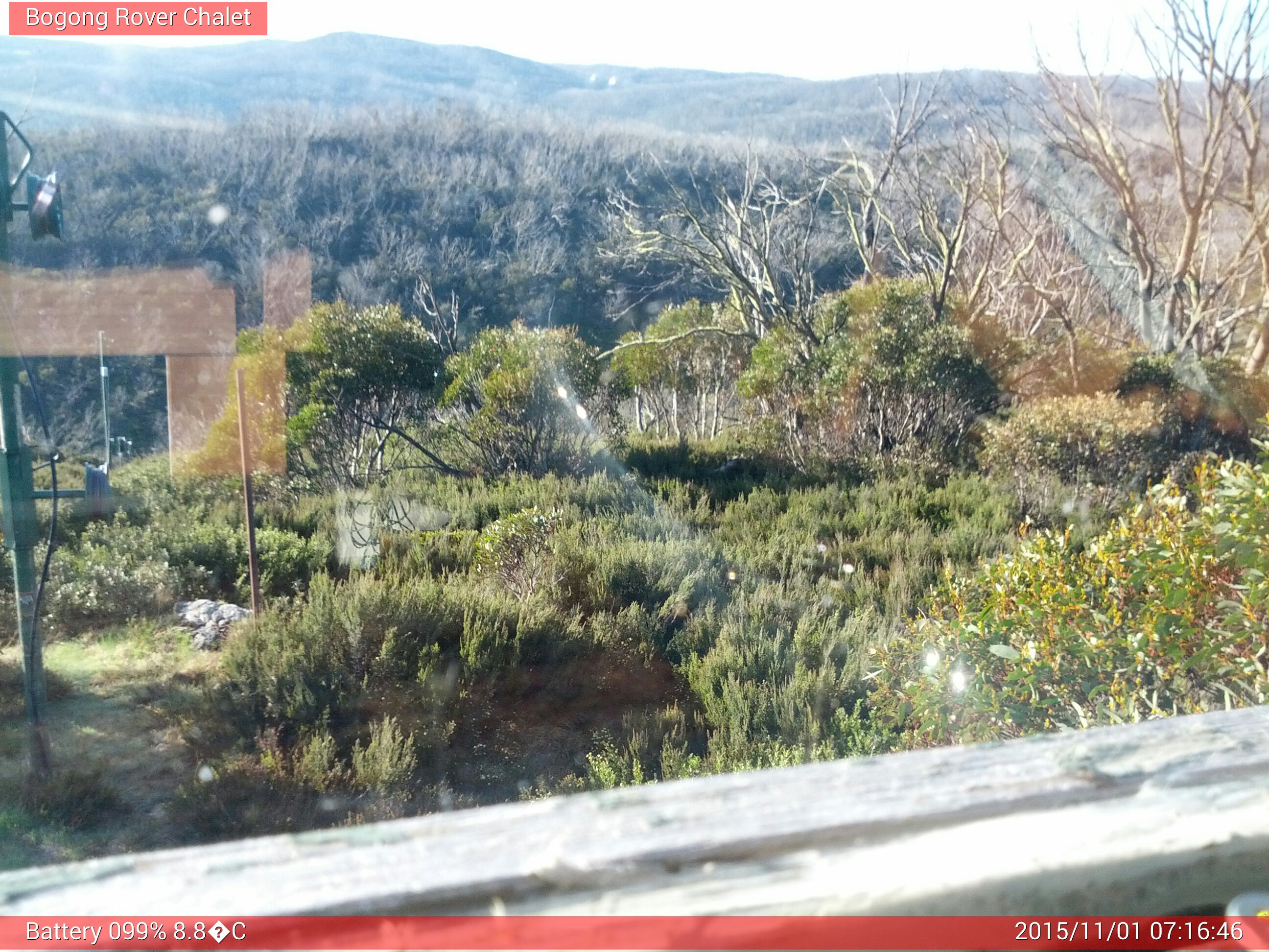 Bogong Web Cam 7:16am Sunday 1st of November 2015