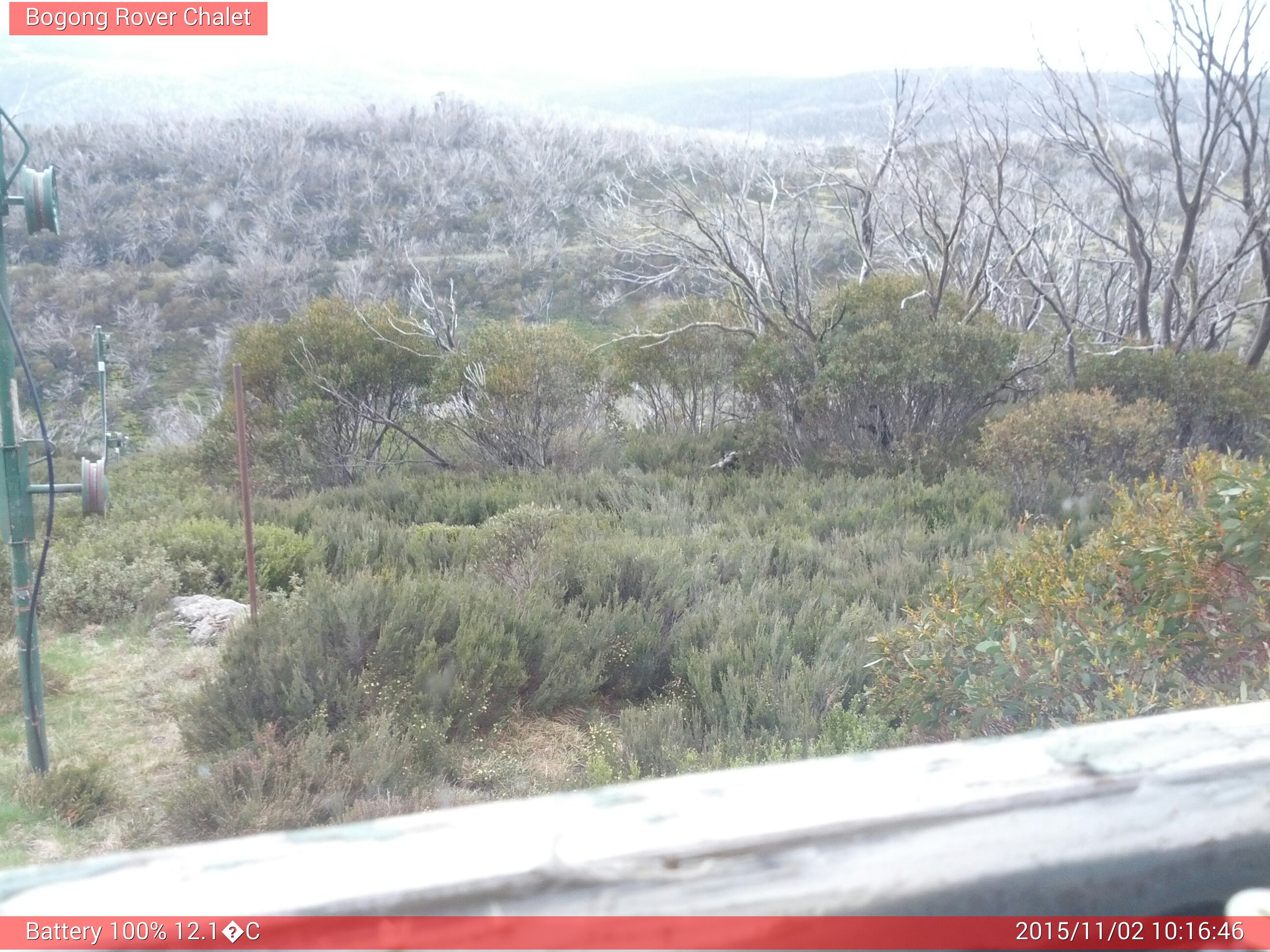 Bogong Web Cam 10:16am Monday 2nd of November 2015