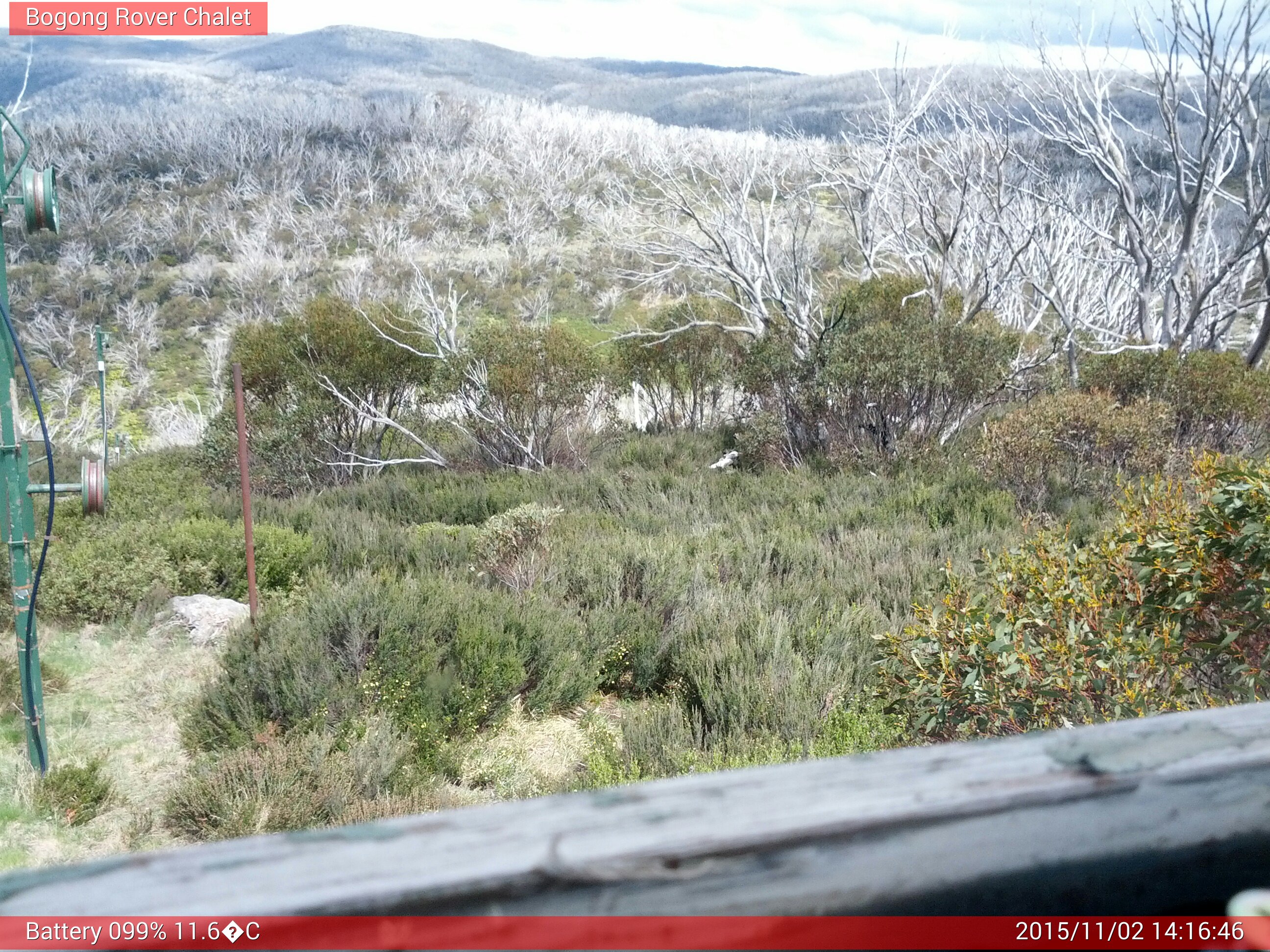 Bogong Web Cam 2:16pm Monday 2nd of November 2015