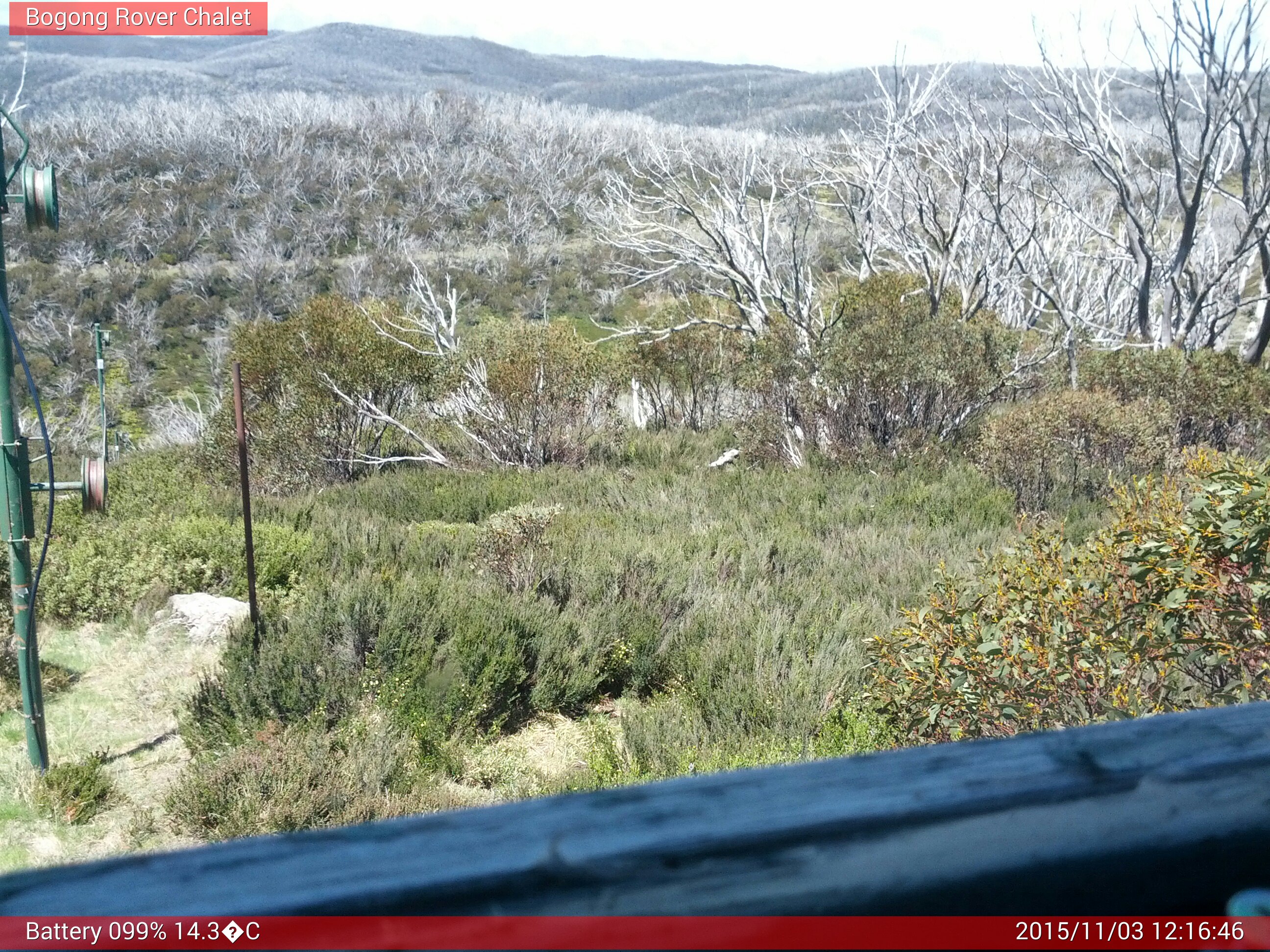 Bogong Web Cam 12:16pm Tuesday 3rd of November 2015