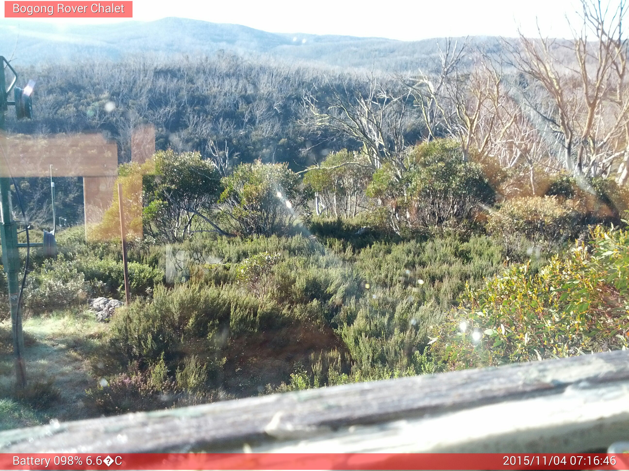 Bogong Web Cam 7:16am Wednesday 4th of November 2015