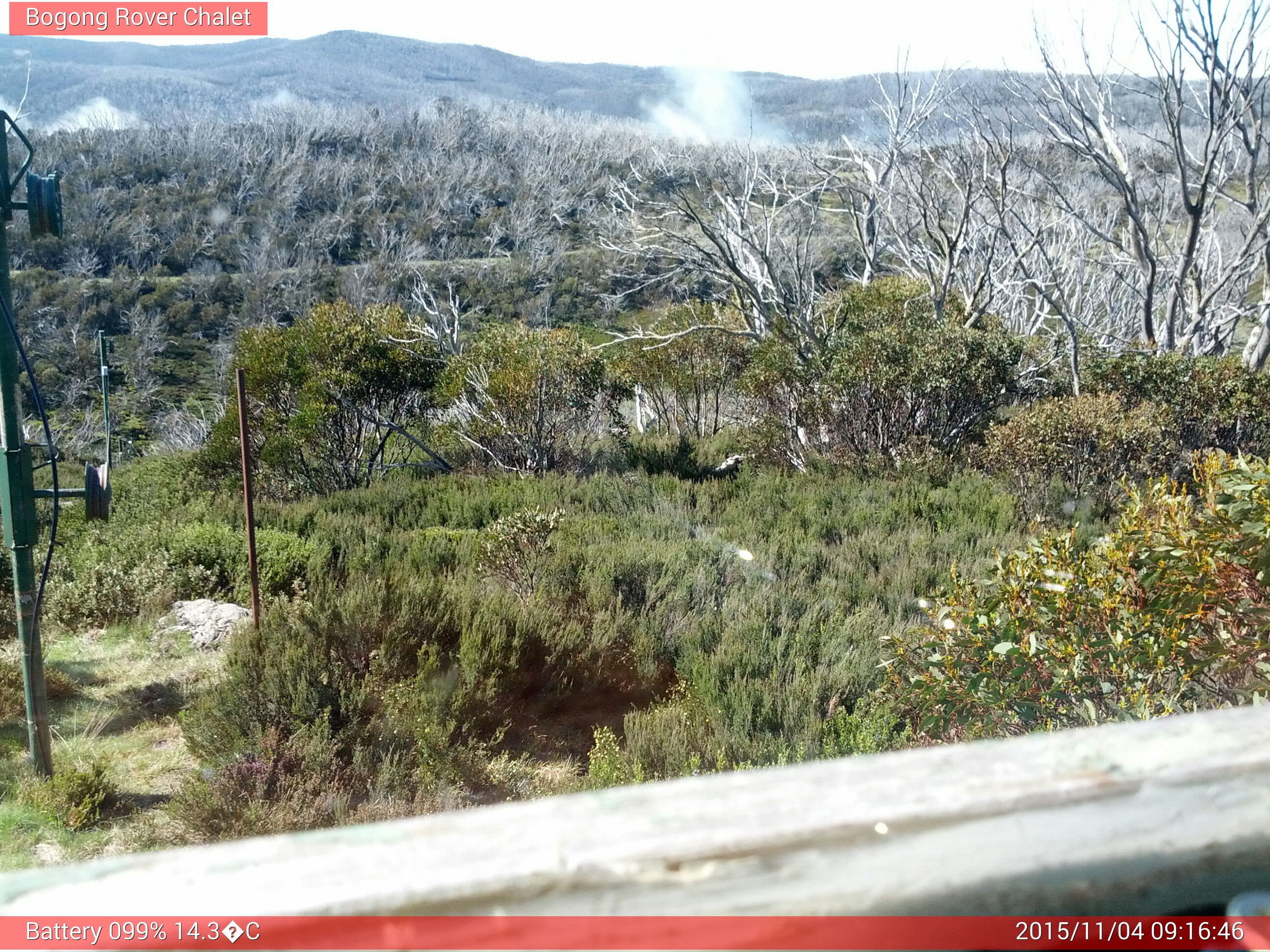 Bogong Web Cam 9:16am Wednesday 4th of November 2015