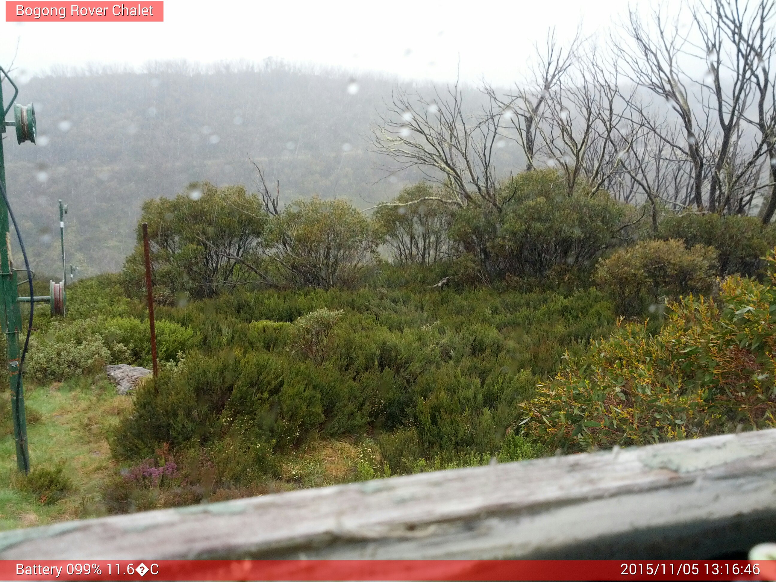 Bogong Web Cam 1:16pm Thursday 5th of November 2015