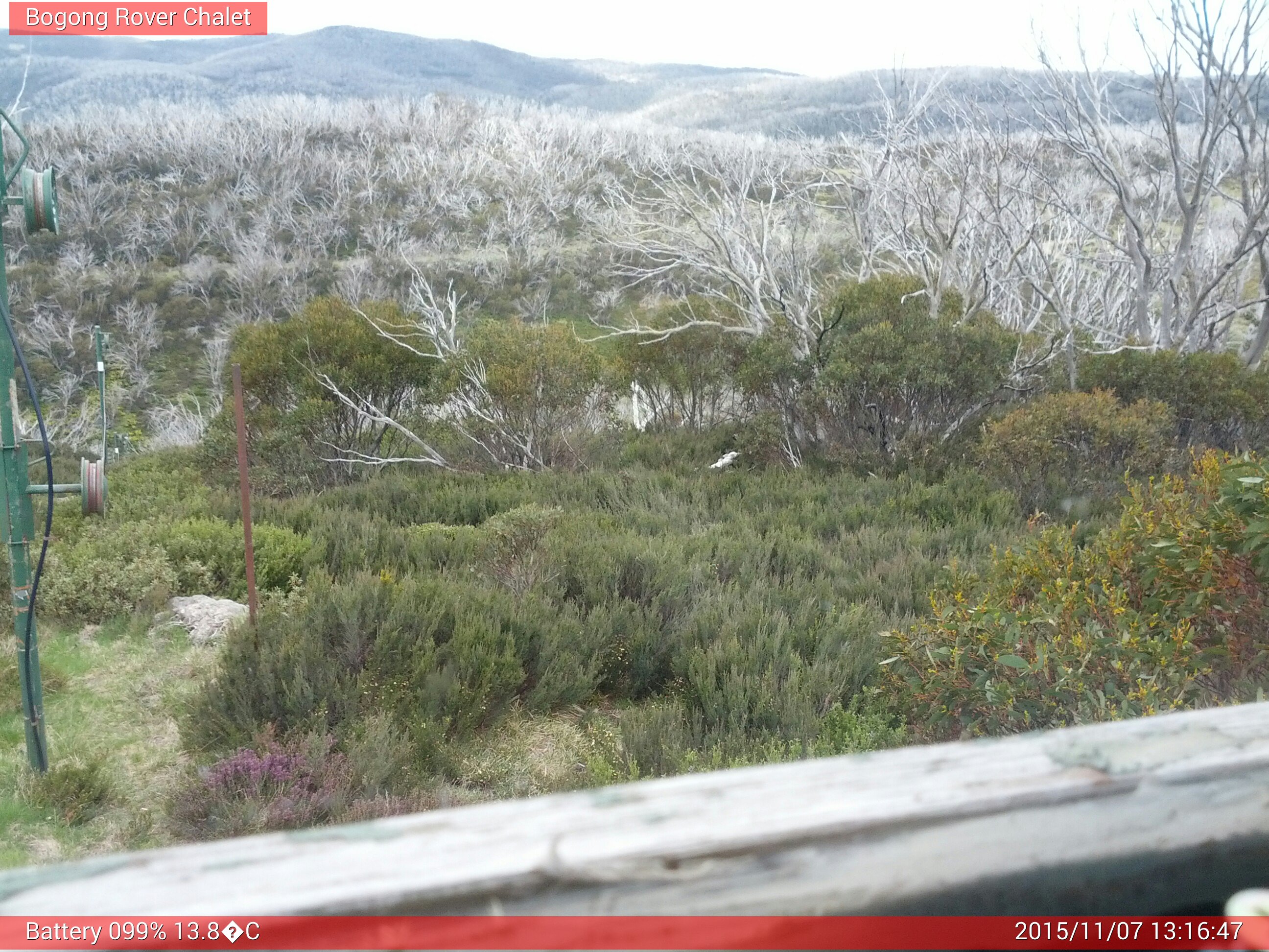 Bogong Web Cam 1:16pm Saturday 7th of November 2015