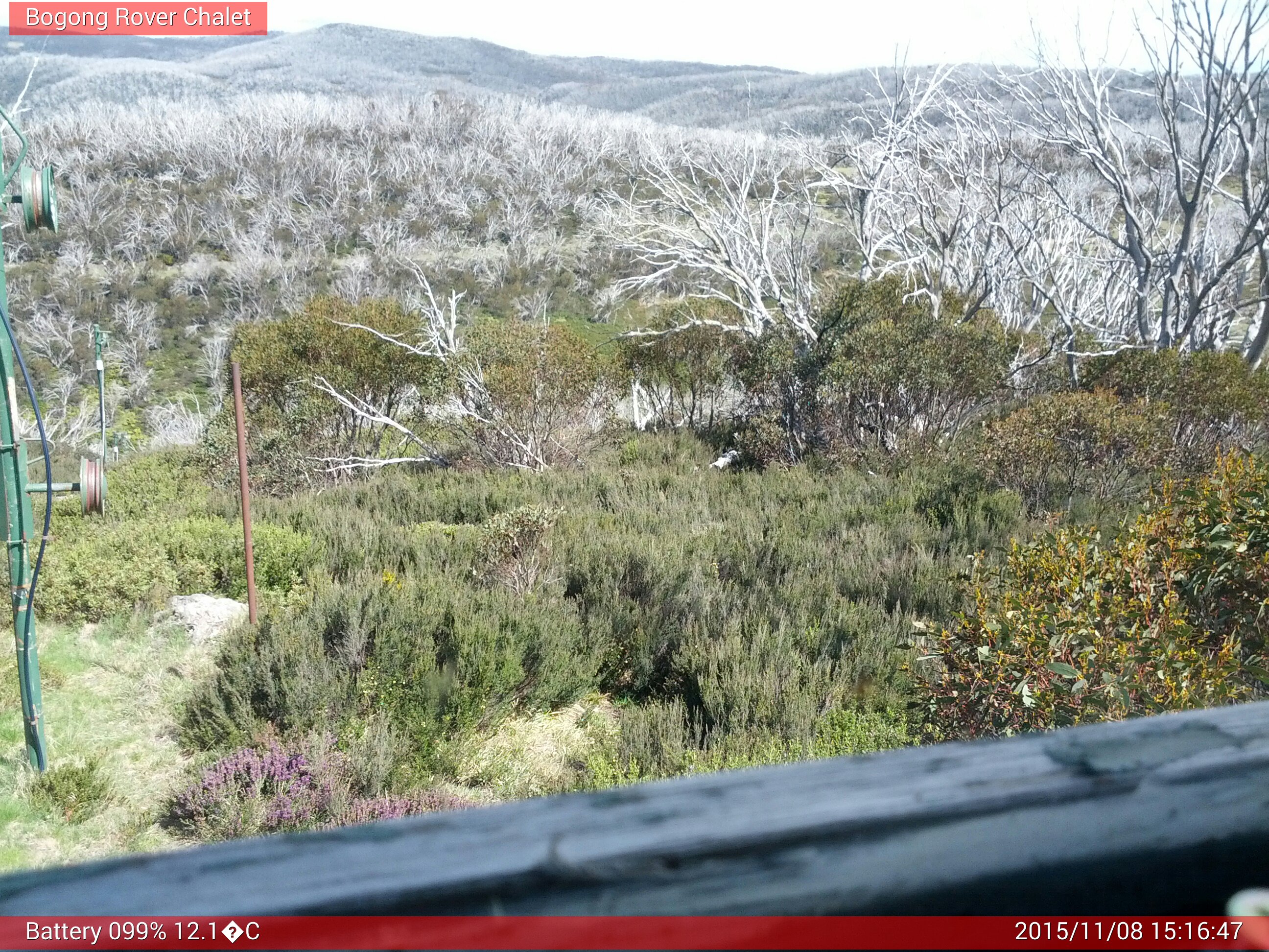 Bogong Web Cam 3:16pm Sunday 8th of November 2015