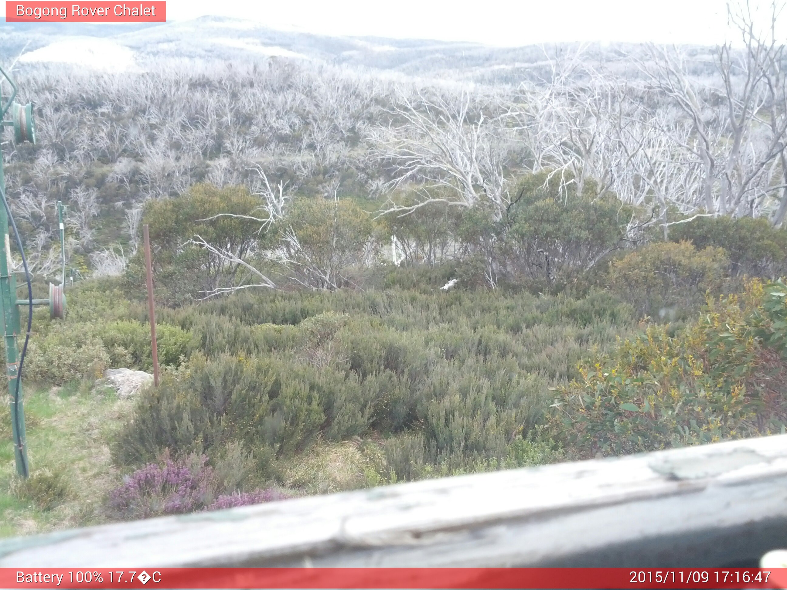 Bogong Web Cam 5:16pm Monday 9th of November 2015