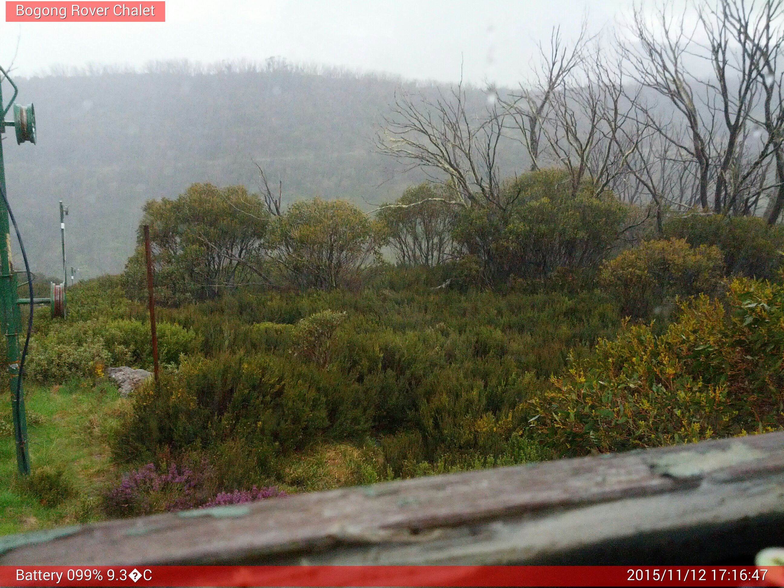 Bogong Web Cam 5:16pm Thursday 12th of November 2015