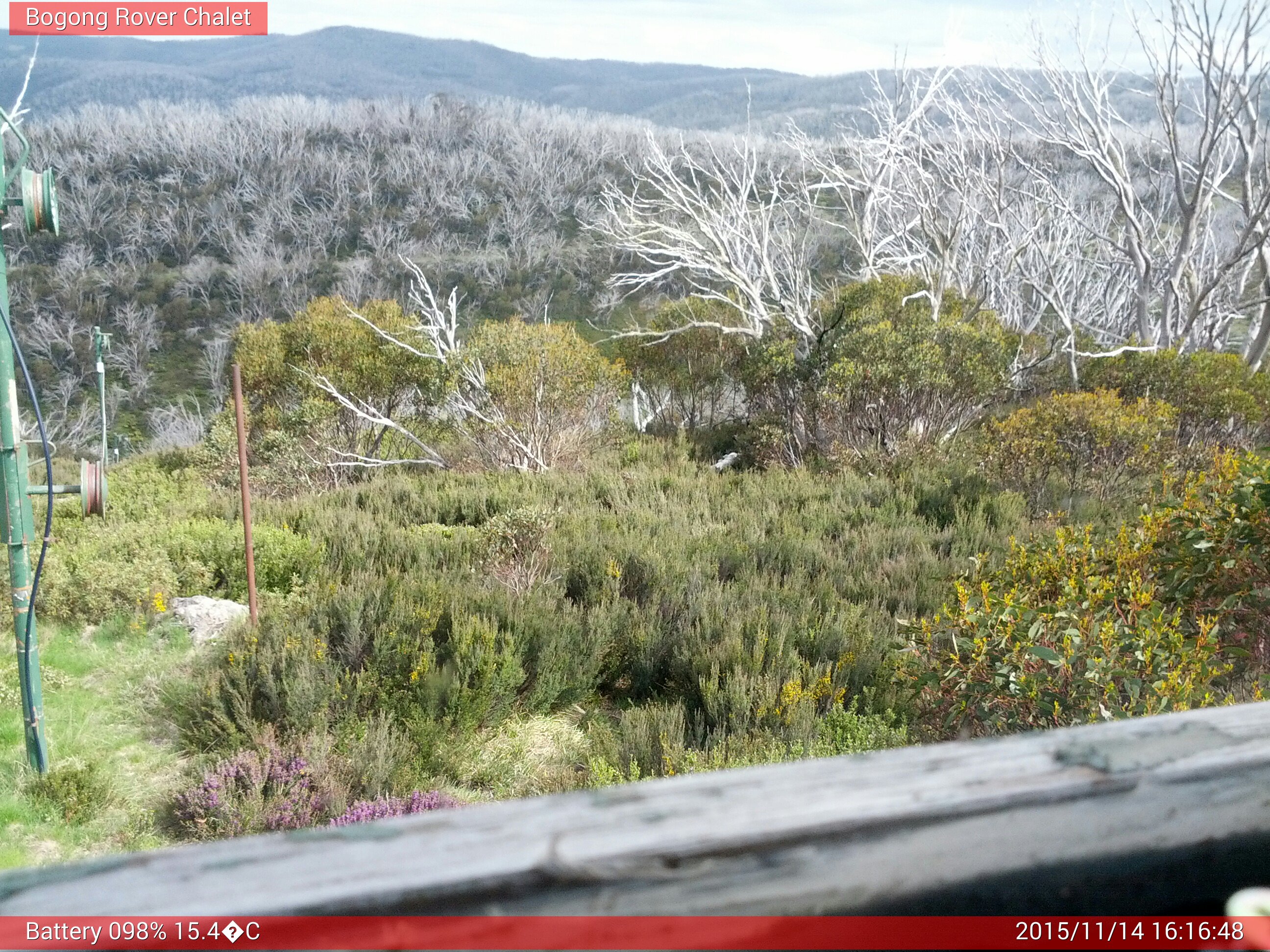 Bogong Web Cam 4:16pm Saturday 14th of November 2015