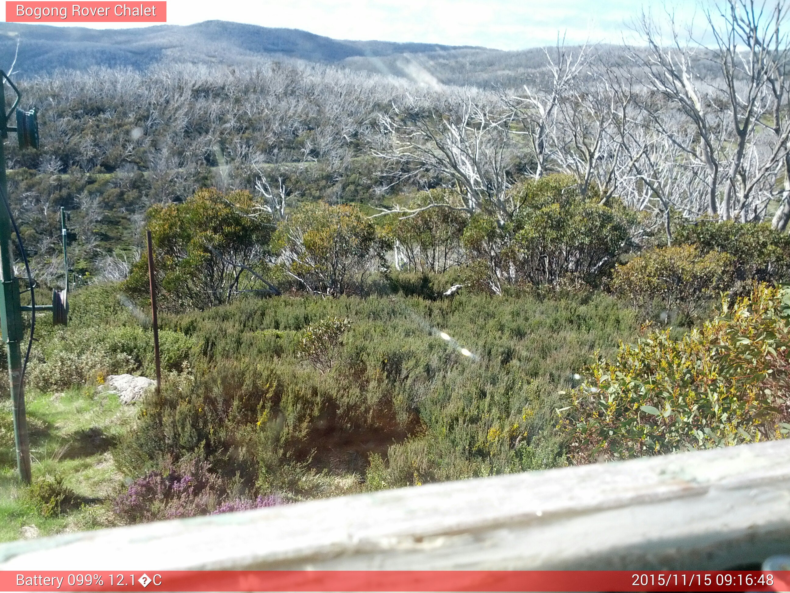 Bogong Web Cam 9:16am Sunday 15th of November 2015