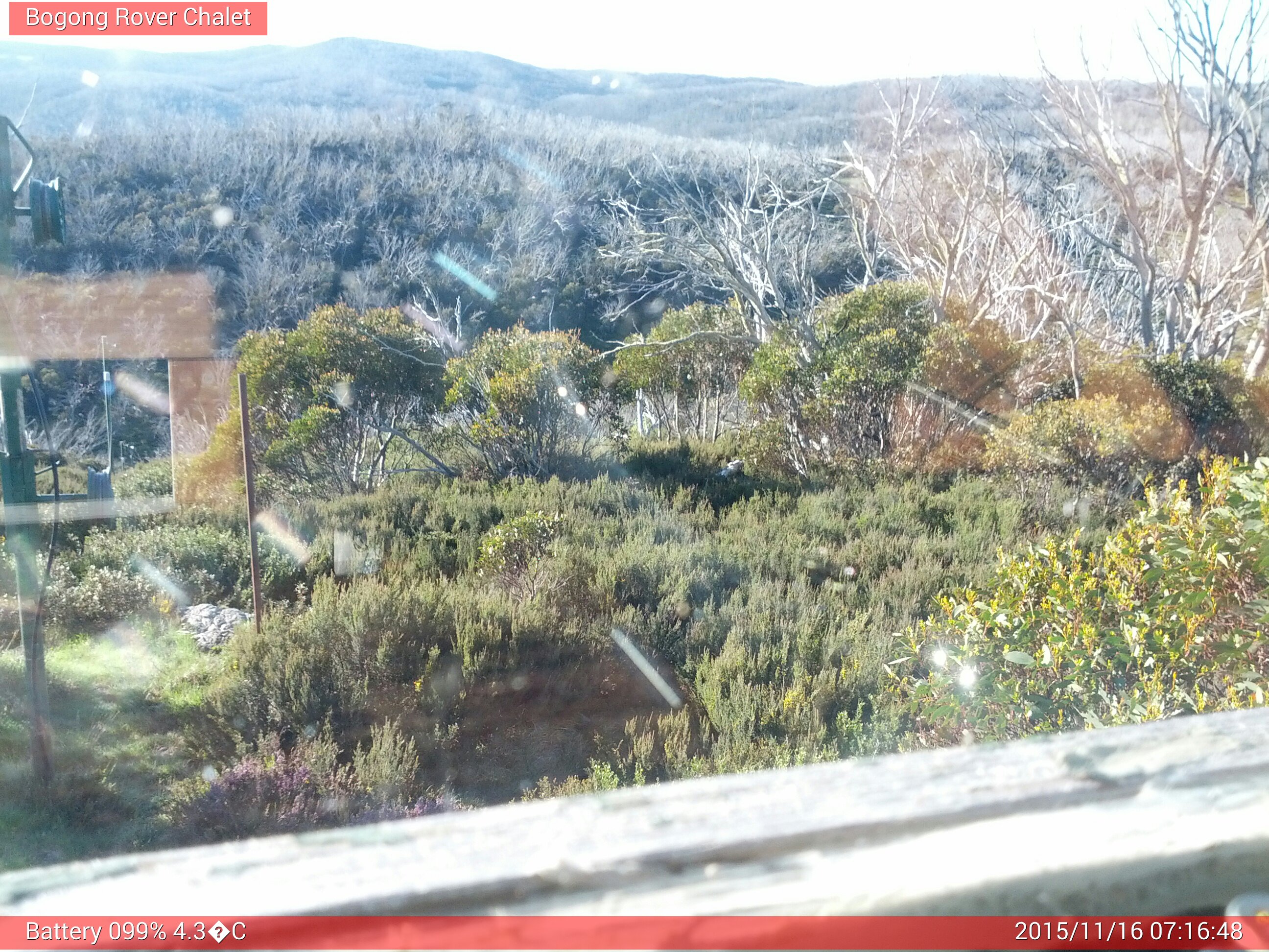 Bogong Web Cam 7:16am Monday 16th of November 2015