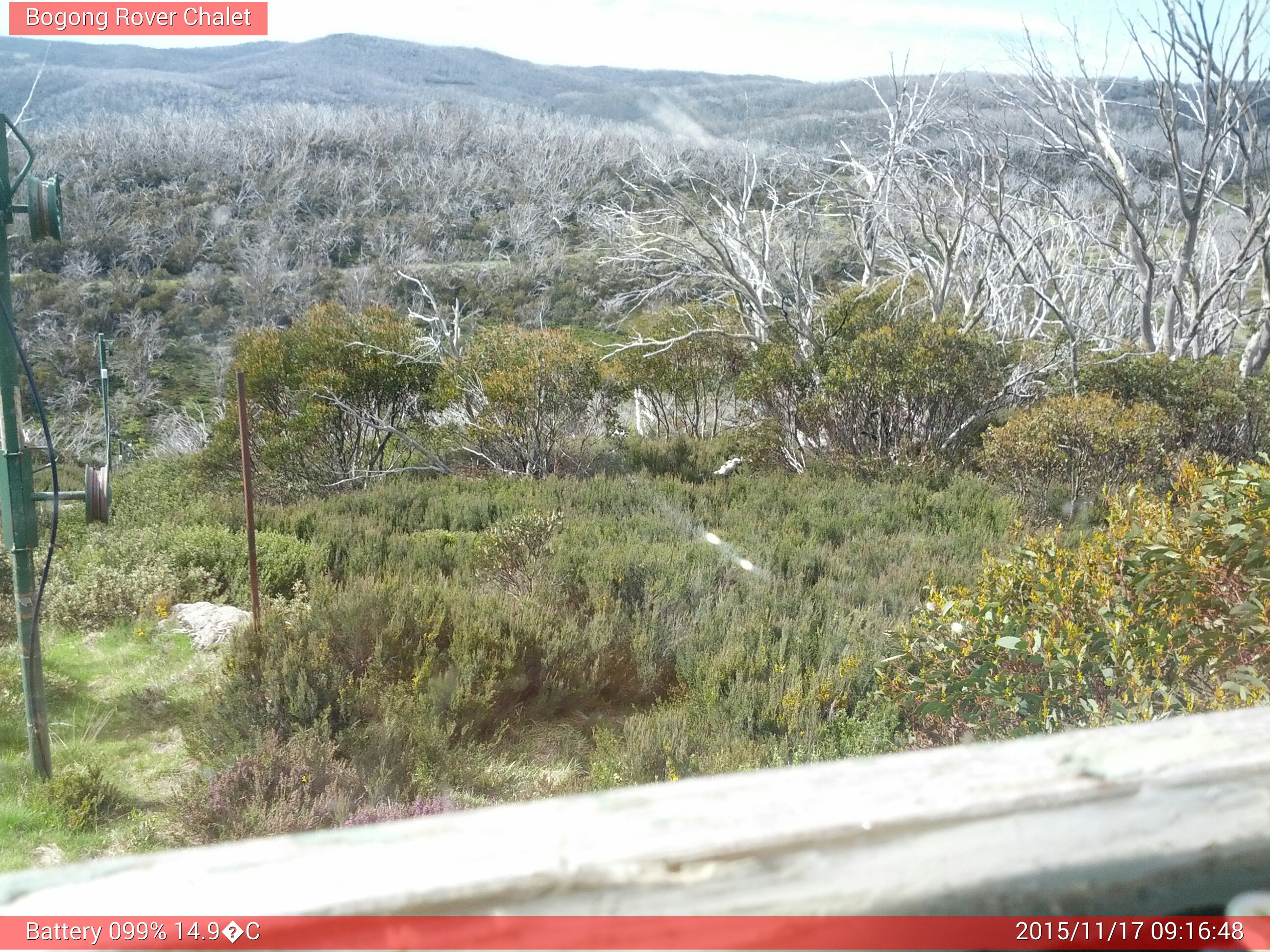 Bogong Web Cam 9:16am Tuesday 17th of November 2015