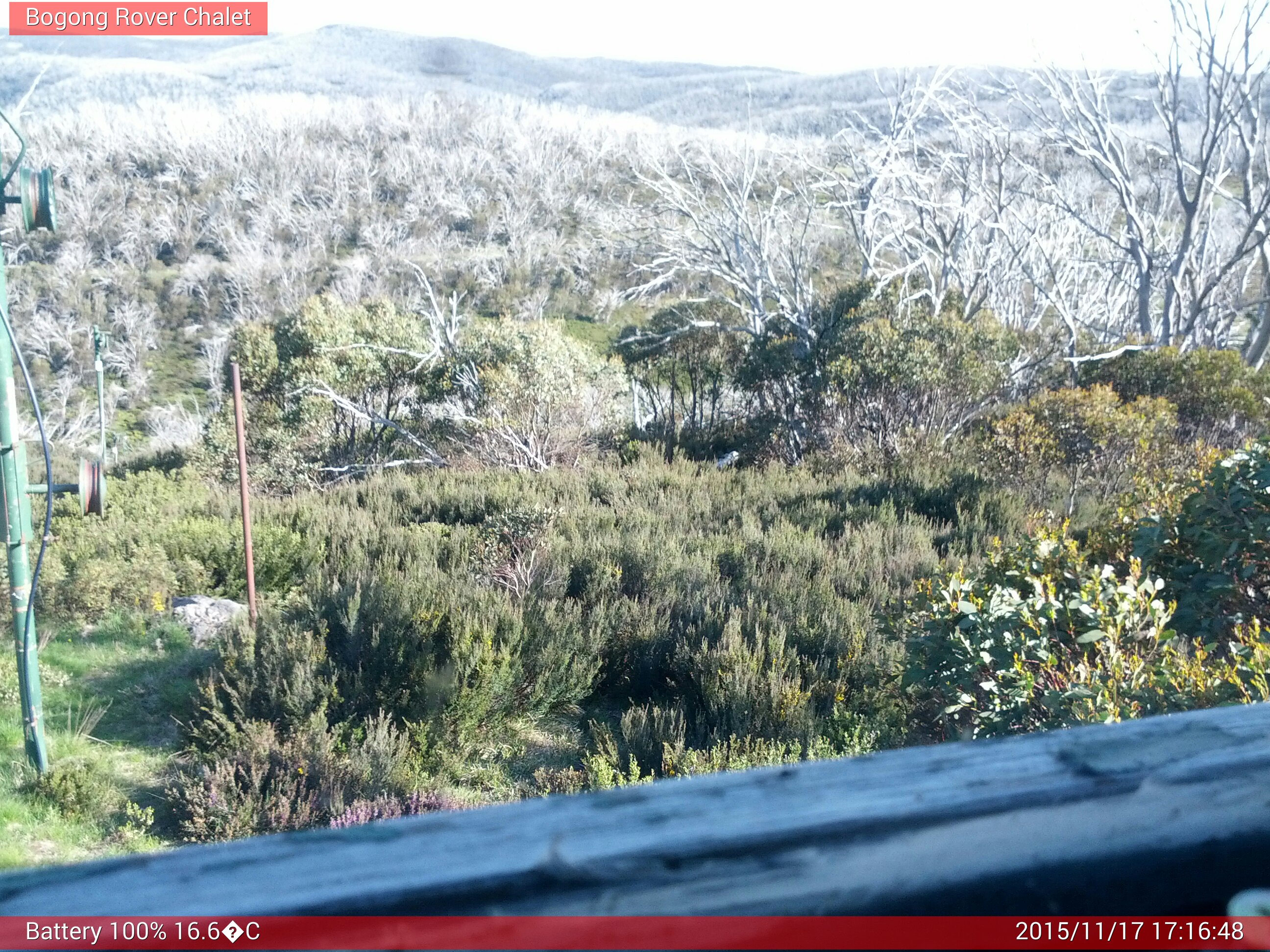 Bogong Web Cam 5:16pm Tuesday 17th of November 2015