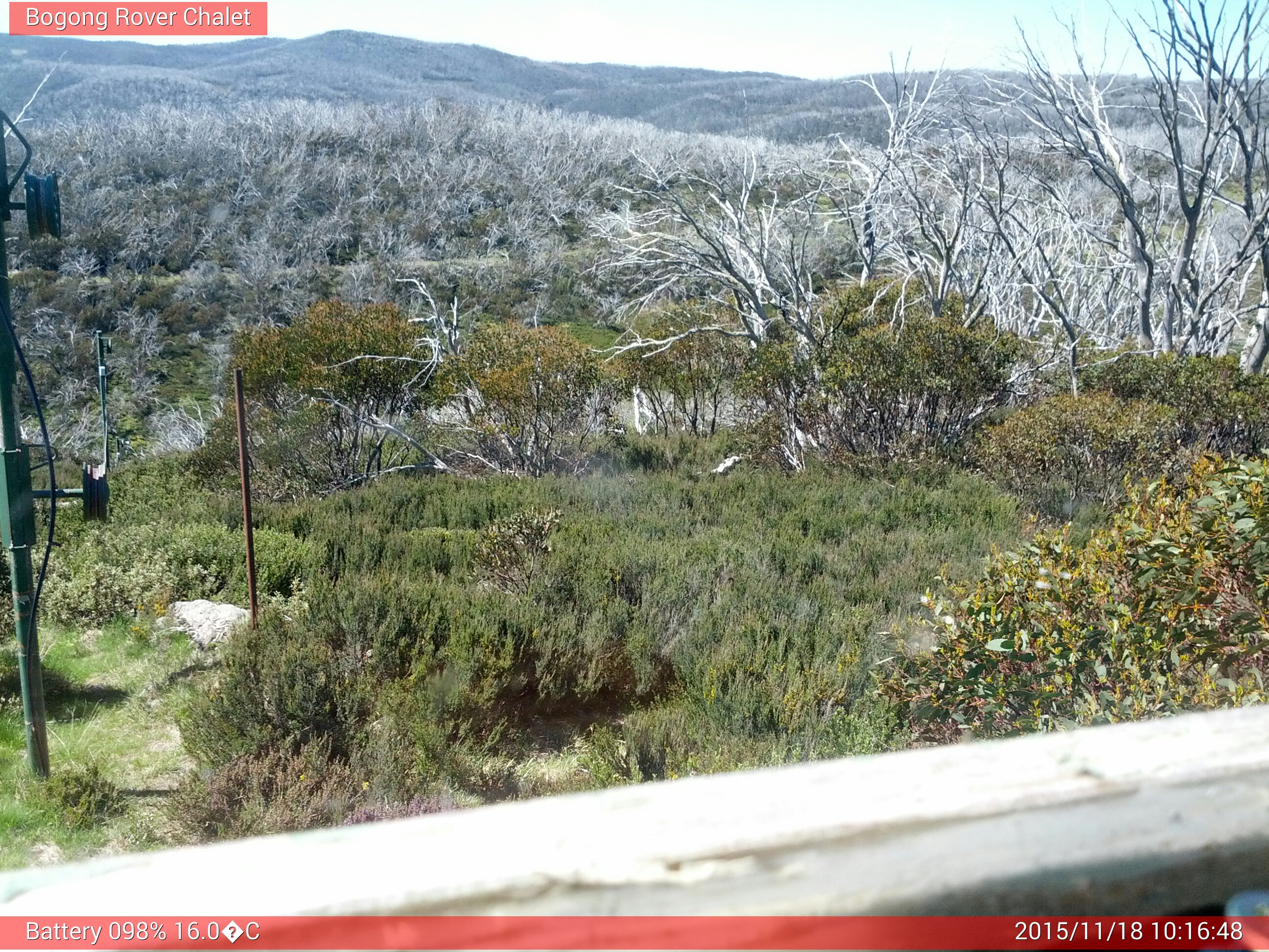 Bogong Web Cam 10:16am Wednesday 18th of November 2015